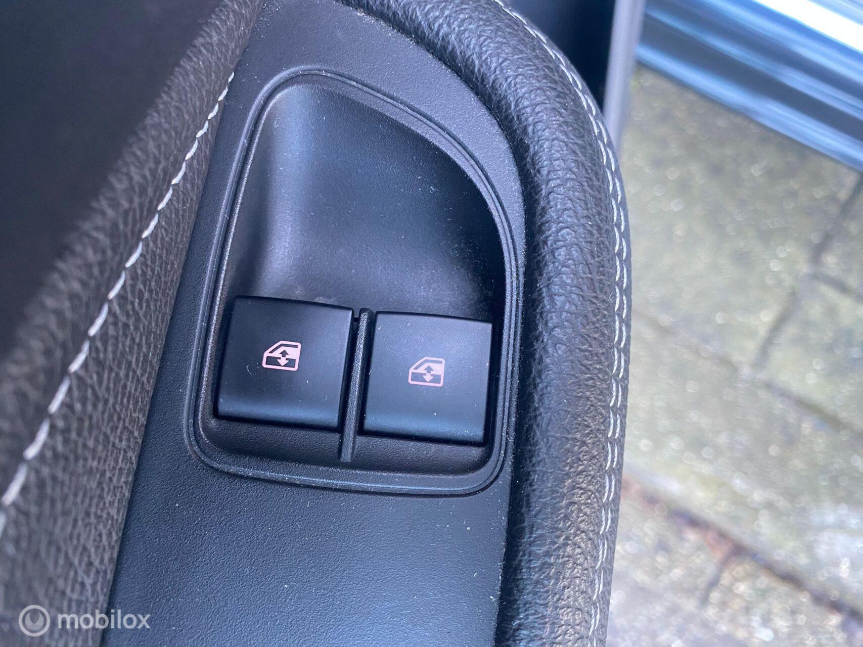 Foto van Opel Adam