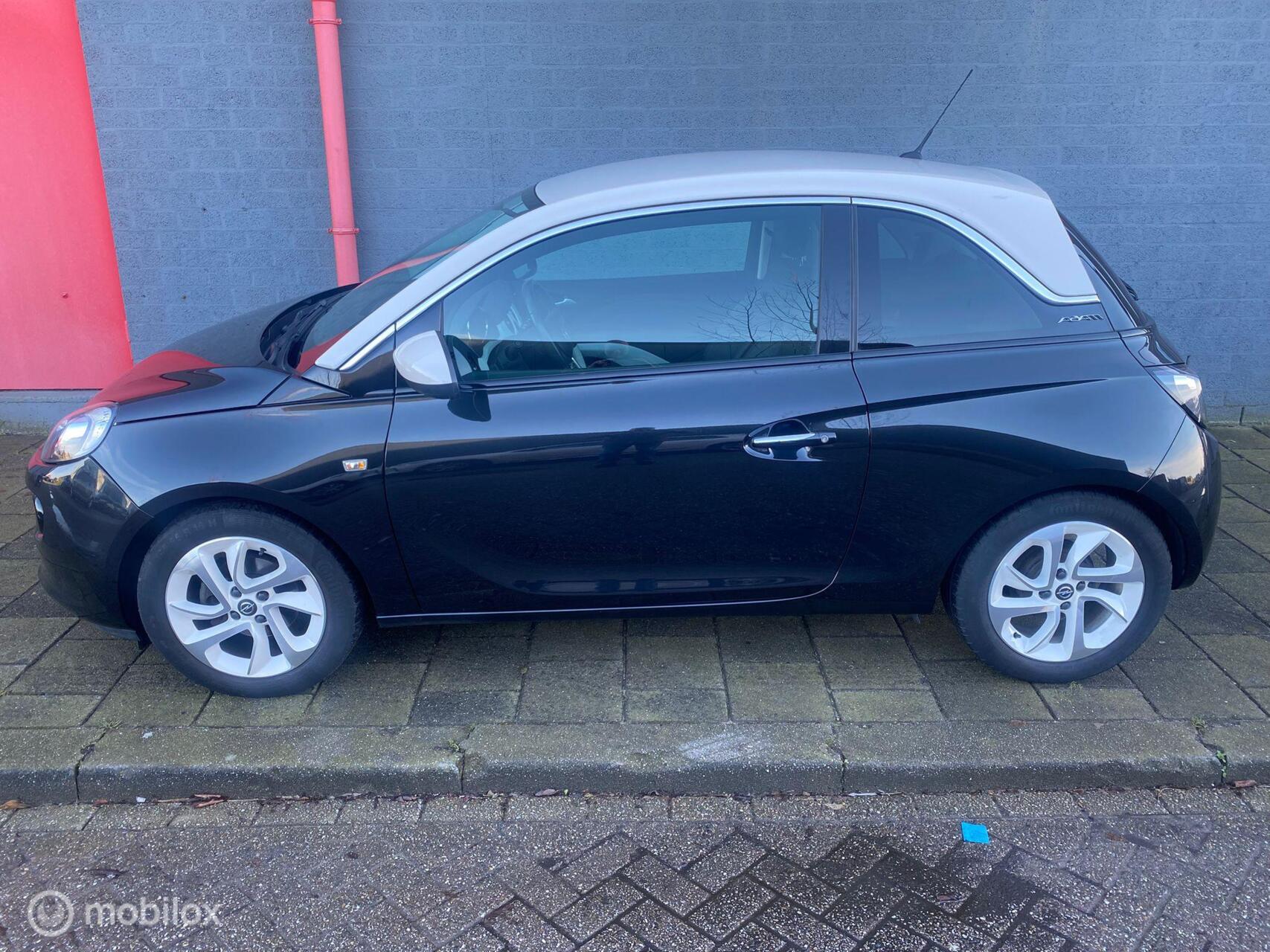 Foto van Opel Adam