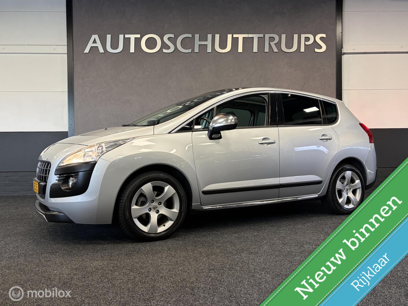 Peugeot 3008 1.6 VTi Style PANO / TR.HAAK / NAVI / CLIMA / CRUISE / RIJKLAAR 2012 - voorkant