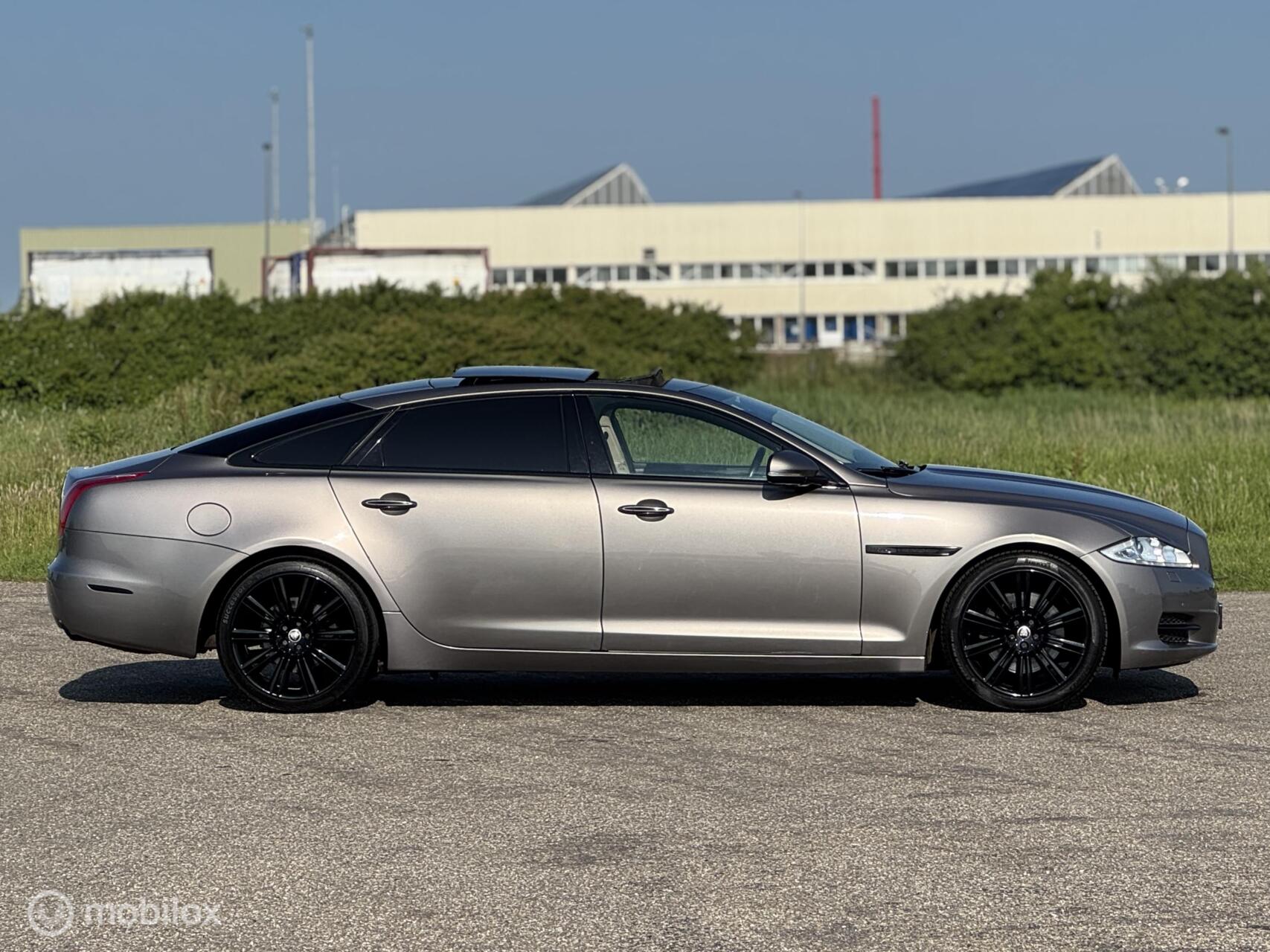 Foto van Jaguar XJ