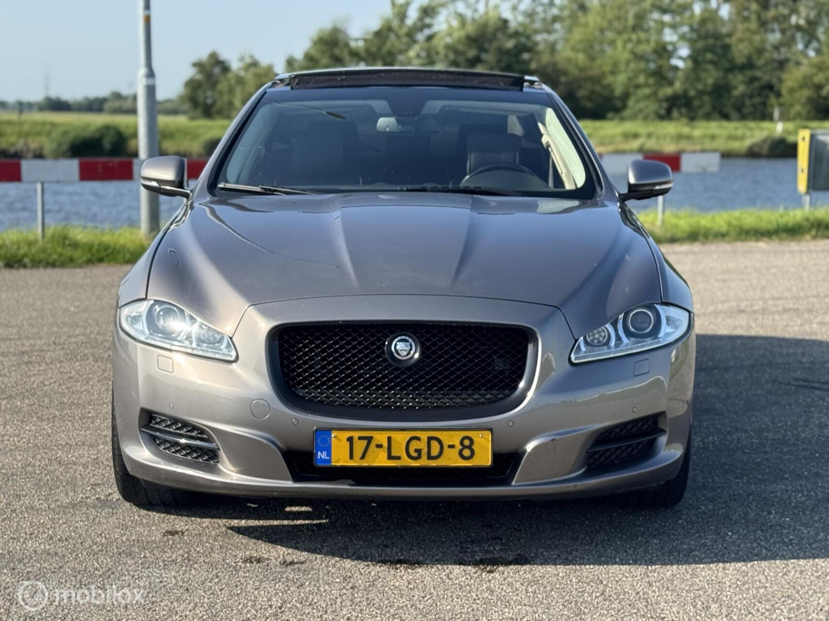 Foto van Jaguar XJ