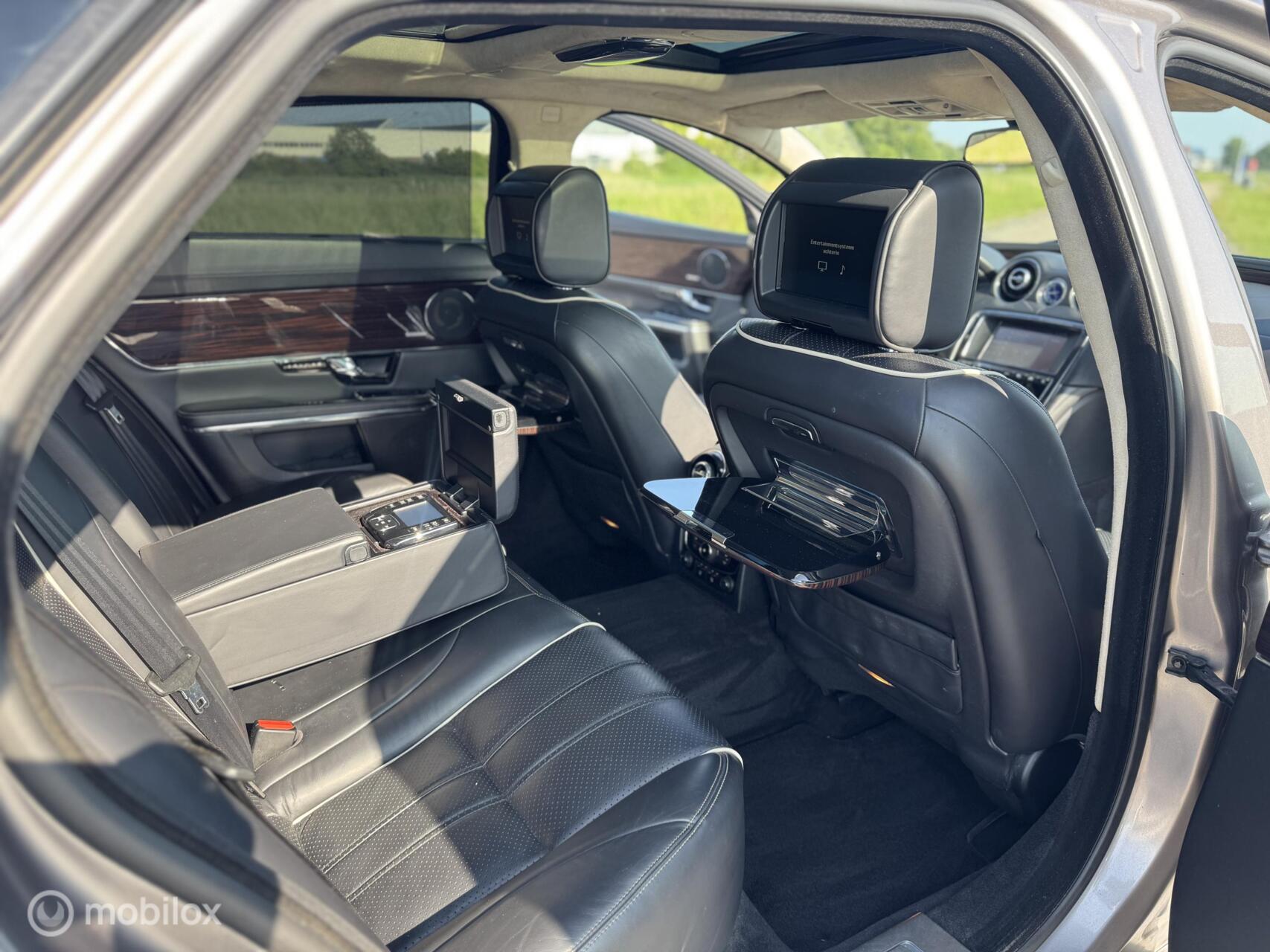 Foto van Jaguar XJ