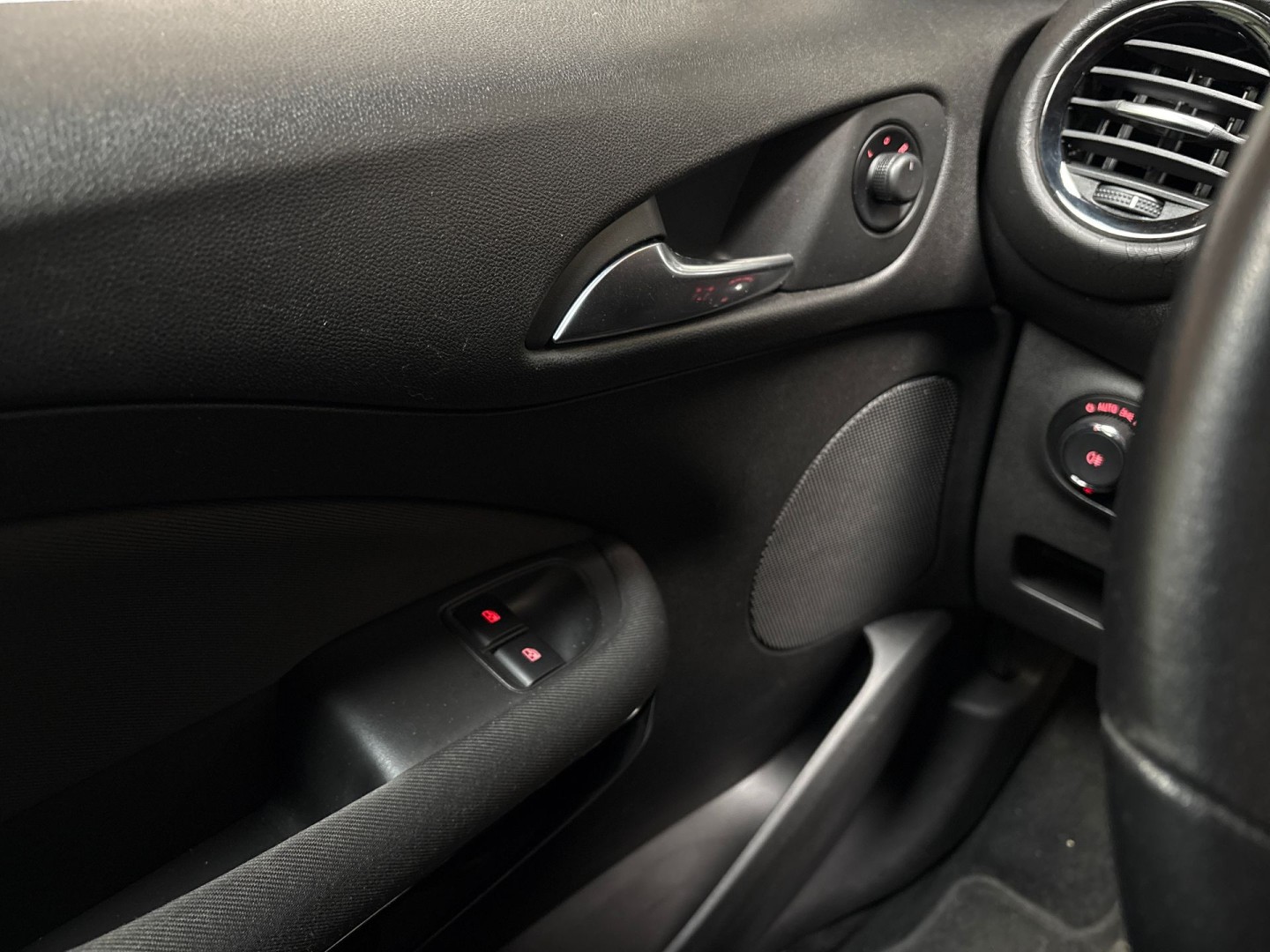 Foto van Opel Adam