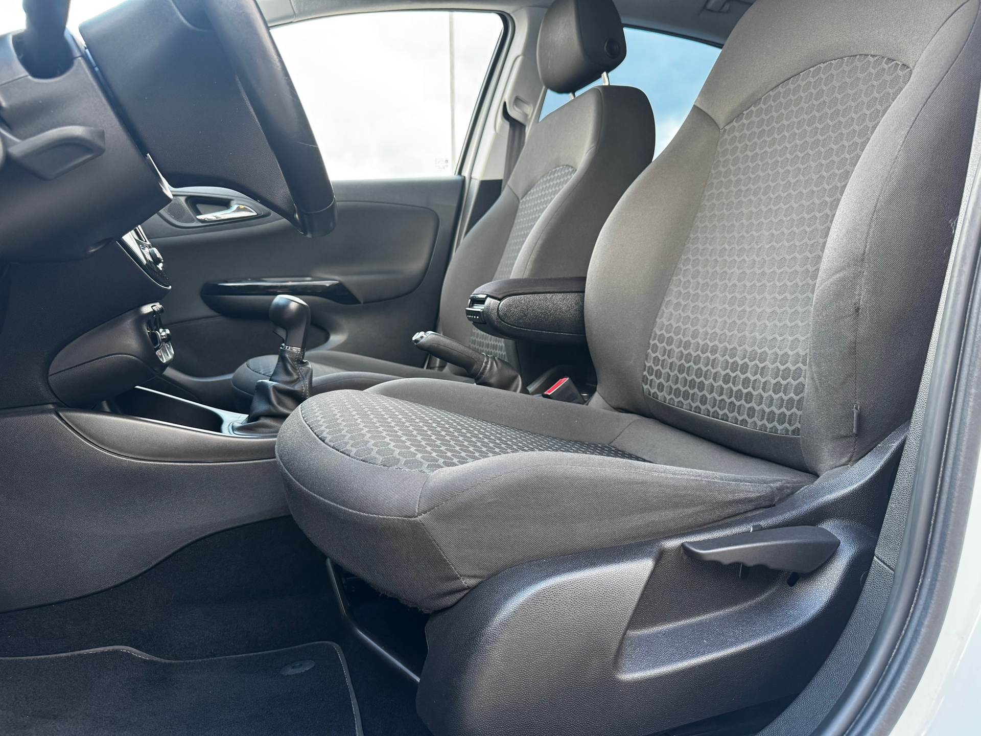 Foto van Opel Corsa-e