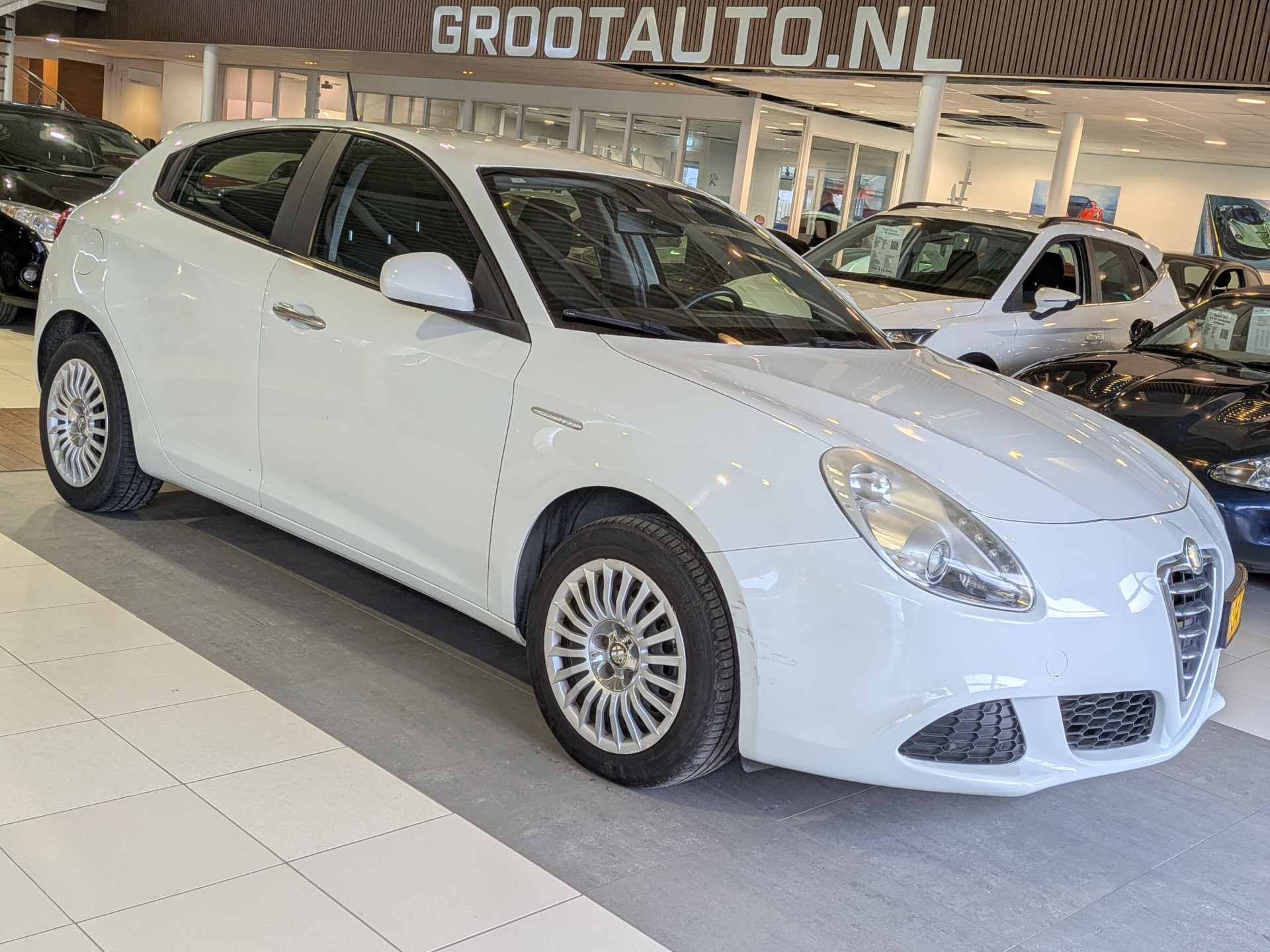 Alfa Romeo Alfa Giulietta 1.4 T Progression 2010 - voorkant