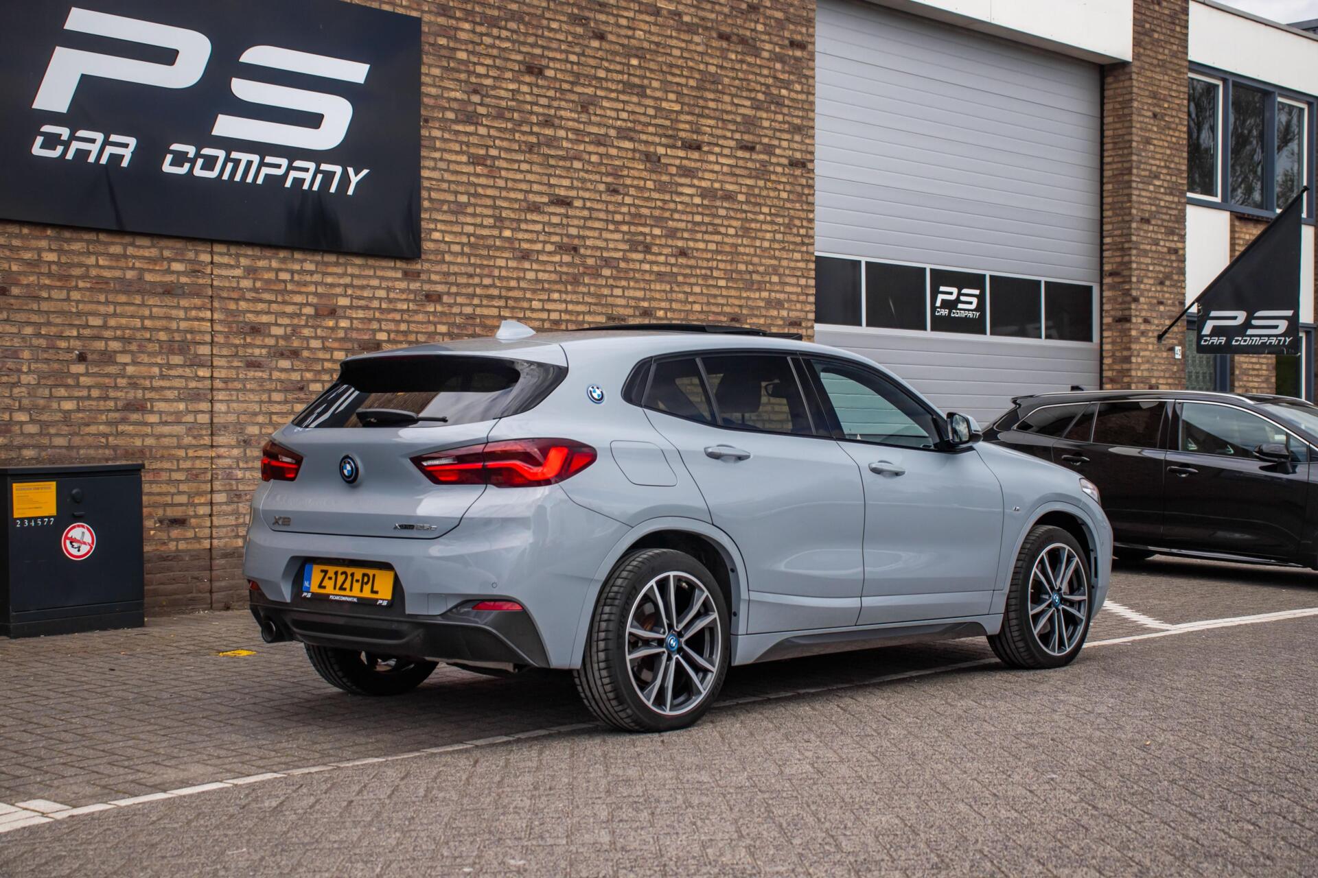Foto van BMW X2 Xdrive25e