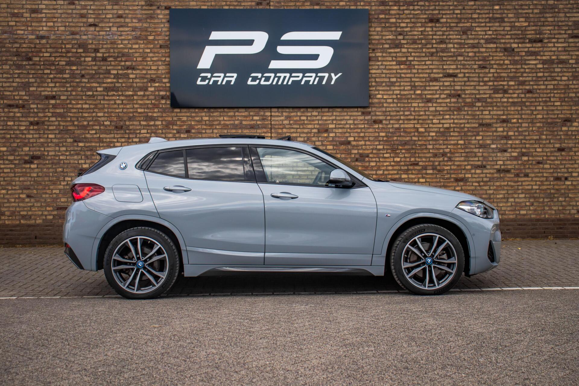 Foto van BMW X2 Xdrive25e