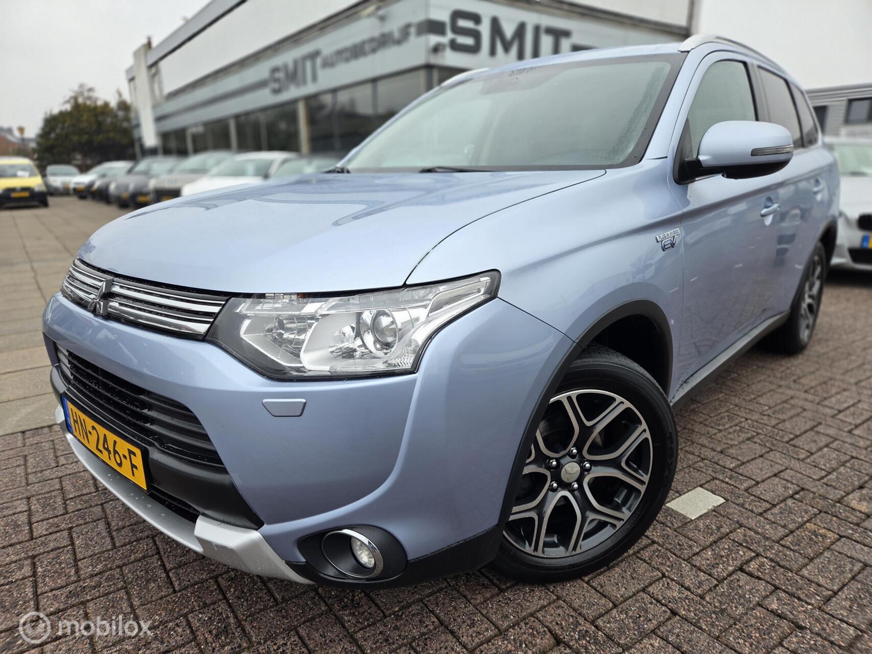 Foto van MITSUBISHI MITSUBISHI OUTLANDER