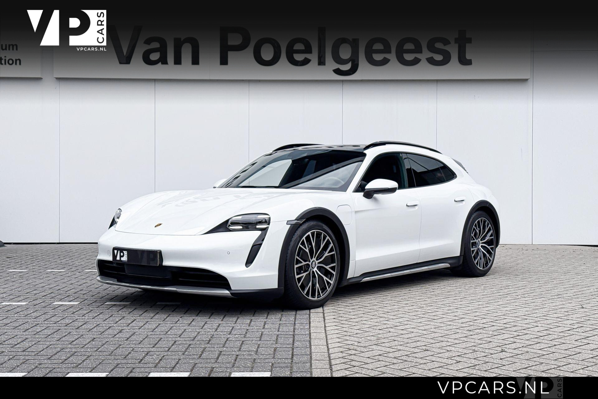 Foto van PORSCHE Taycan 4