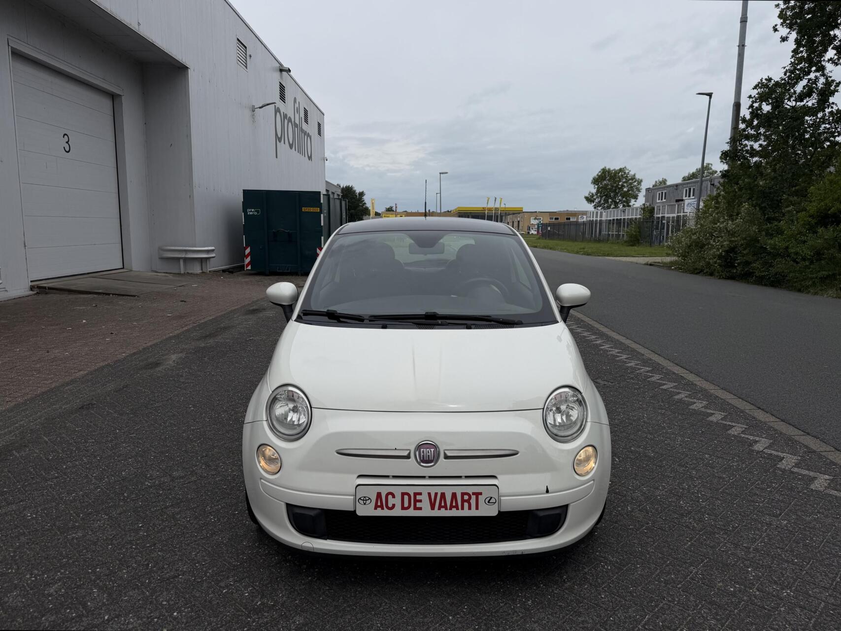 Fiat Fiat 500 0.9 TwinAir BiColore - AIRCO/LEER/ZWARTEHEMEL 2011 - voorkant