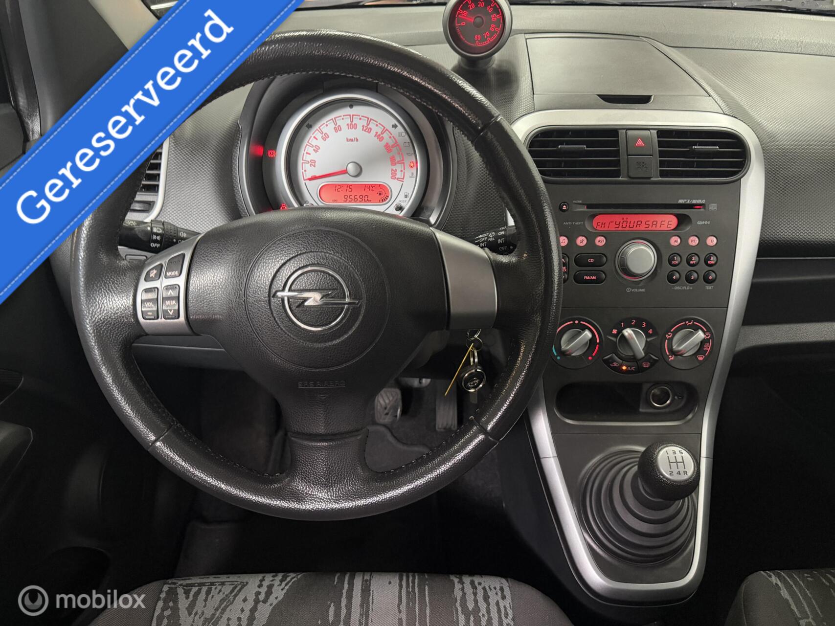 Foto van Opel Agila