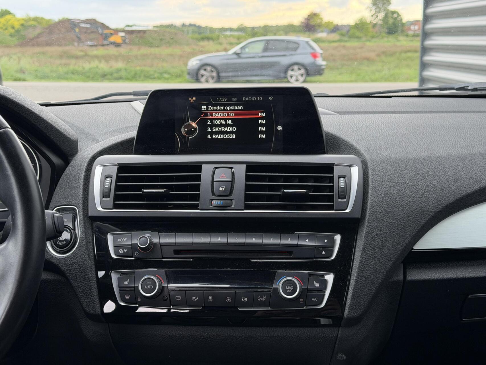 Foto van BMW 118i