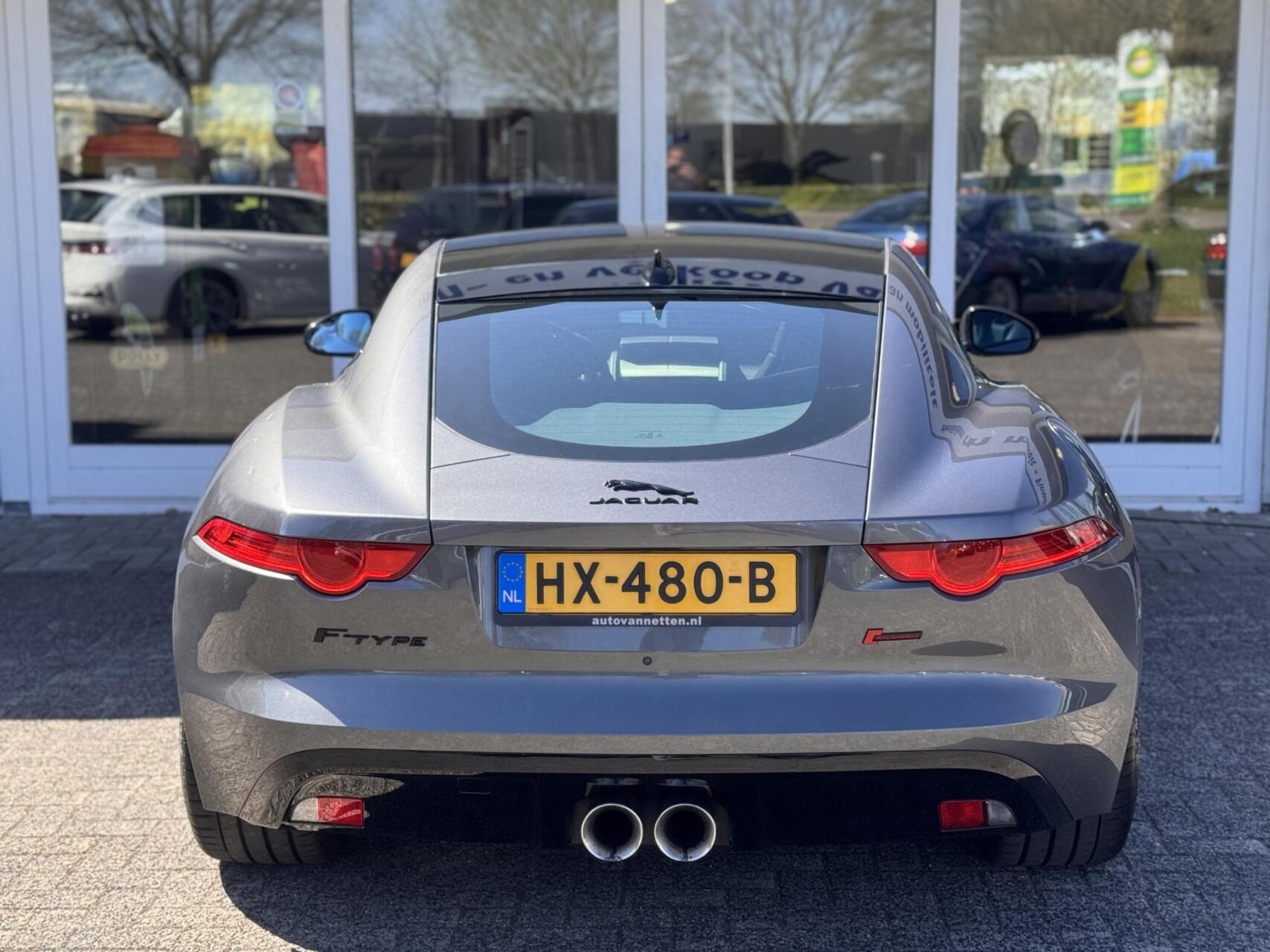 Foto van Jaguar Jaguar F-type