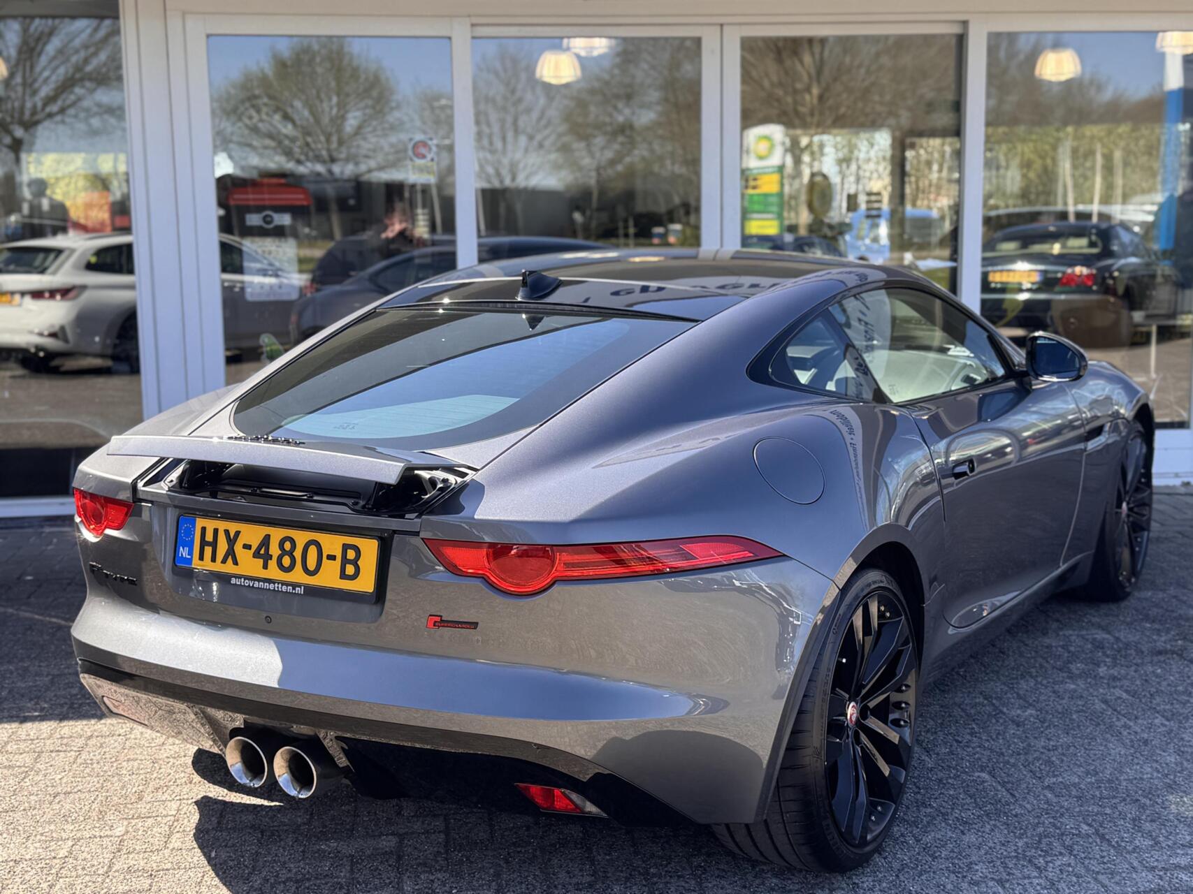Foto van Jaguar Jaguar F-type