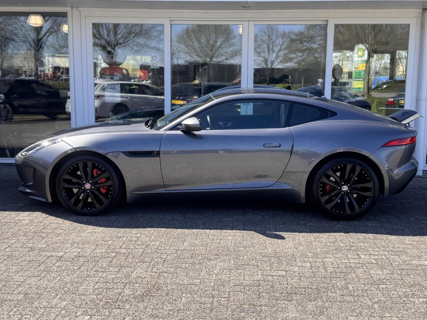 Foto van Jaguar Jaguar F-type
