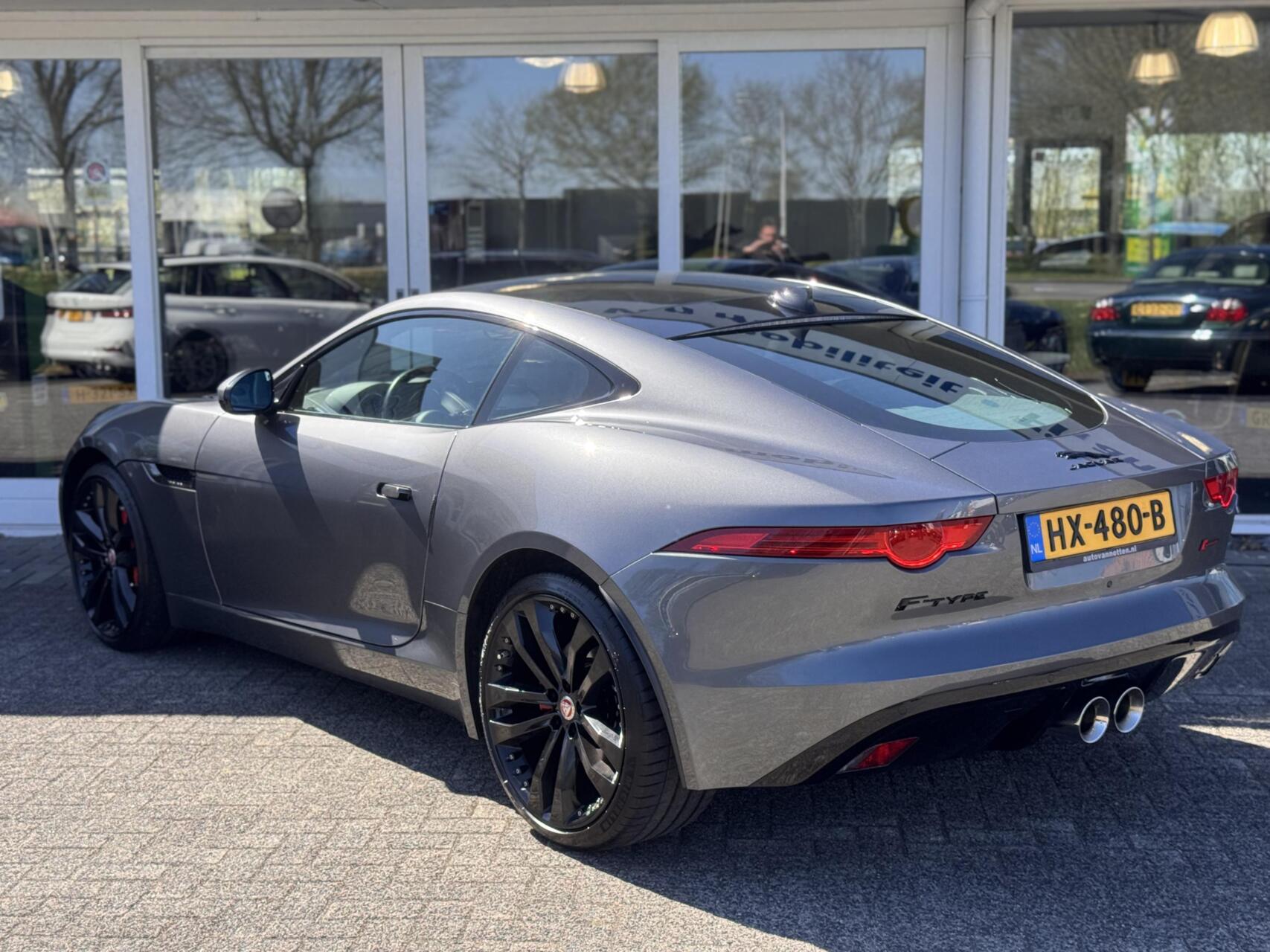 Foto van Jaguar Jaguar F-type