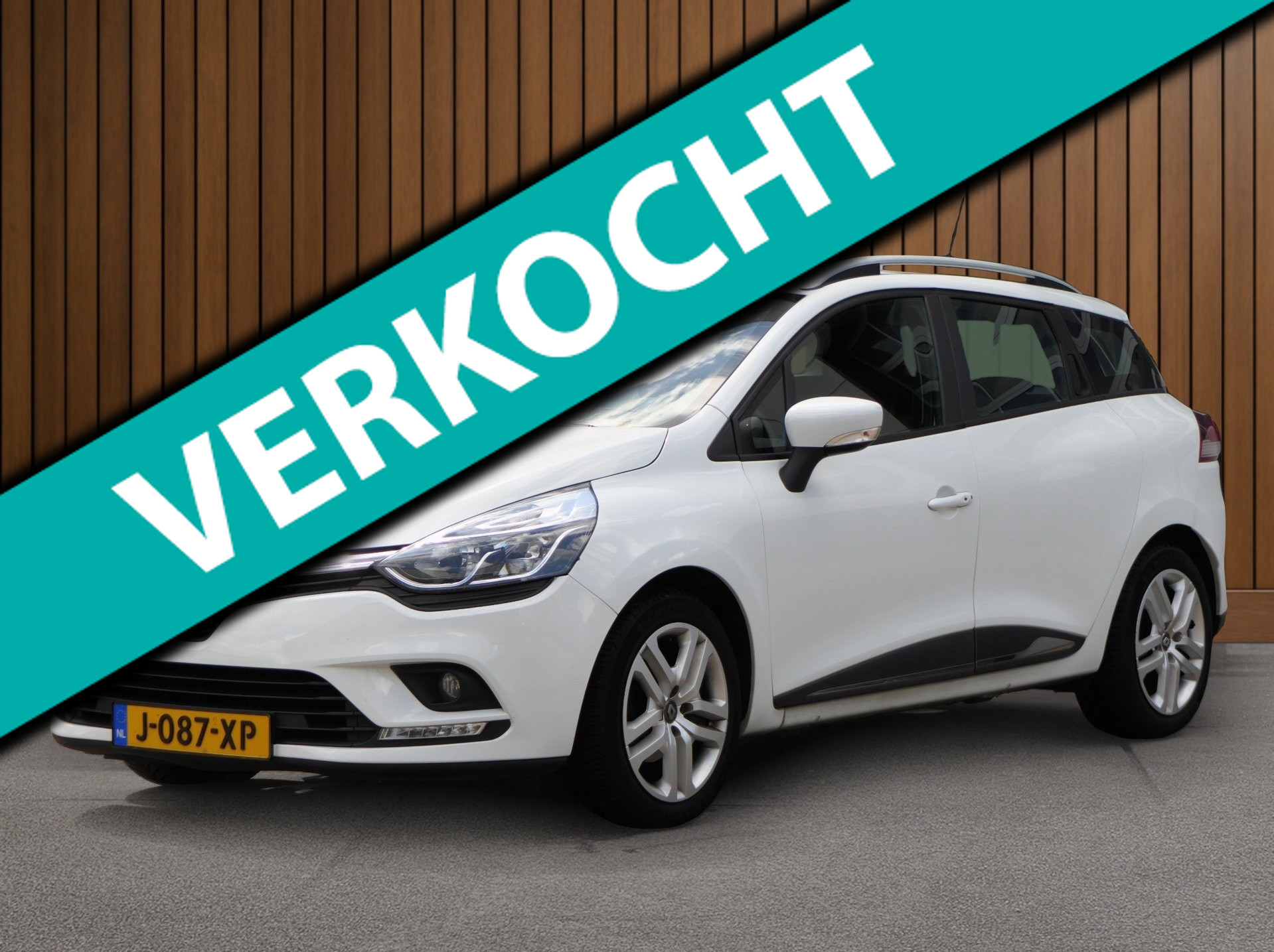 Renault Clio 0.9 TCe Limited | Keyless entry | Stoelverwarming| Cruise | LM Velgen | Climate Control 2019 - voorkant