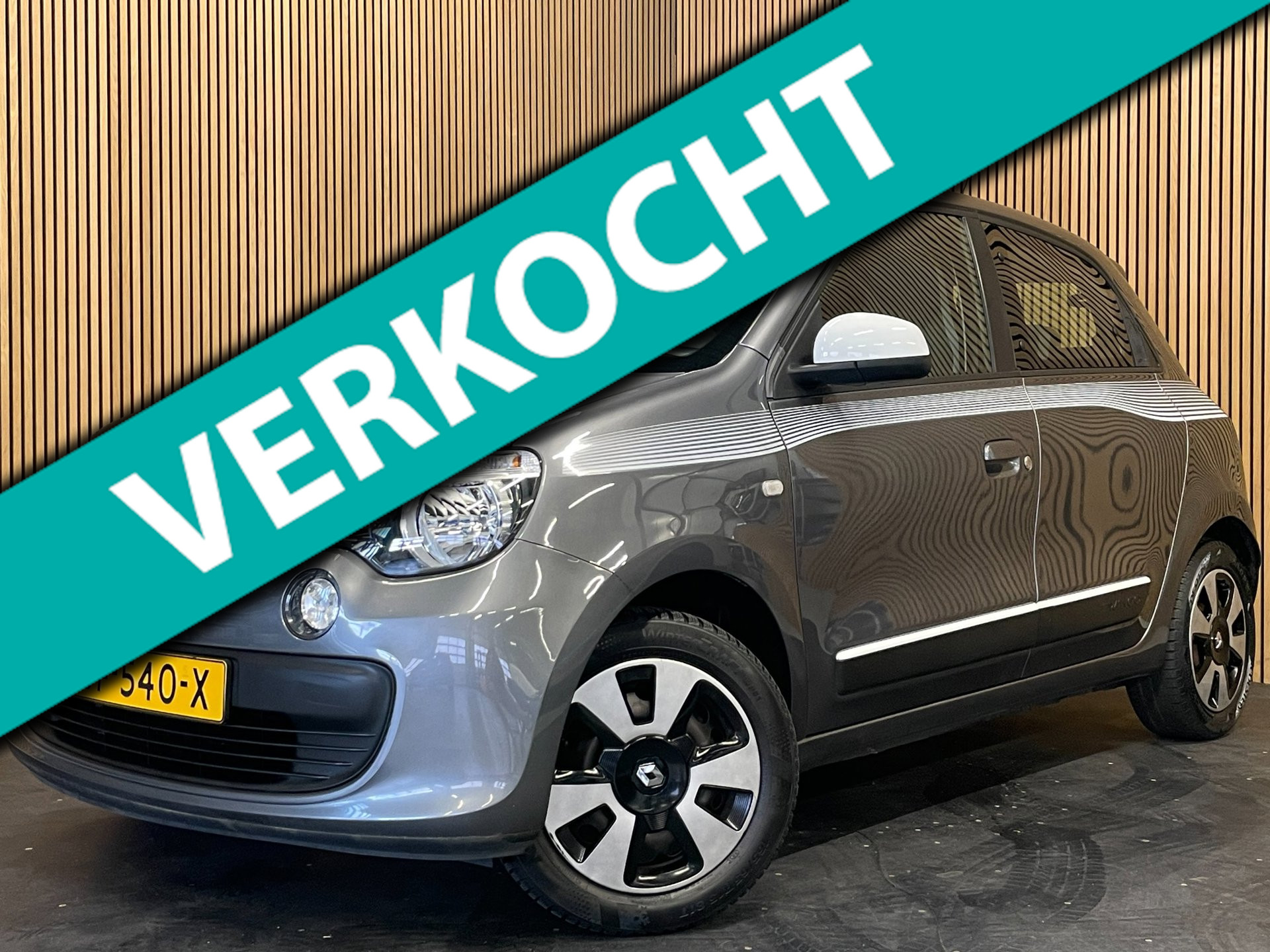 Renault Twingo 1.0 SCe Collection|71 PK|5-DEURS|AIRCO|CRUISE CONTROL|BLUETOOTH|ELEK.RAMEN+SPIEGELS|NAP|NL-AUTO| 2016 - voorkant