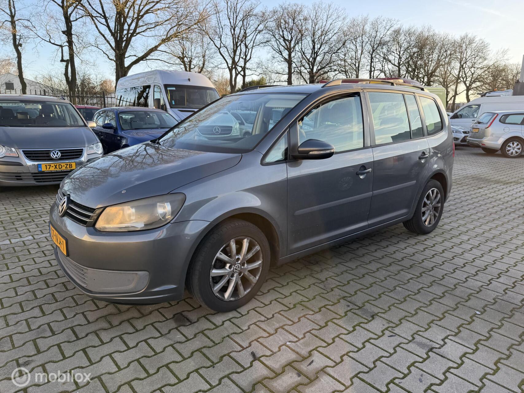 Foto van VOLKSWAGEN TOURAN