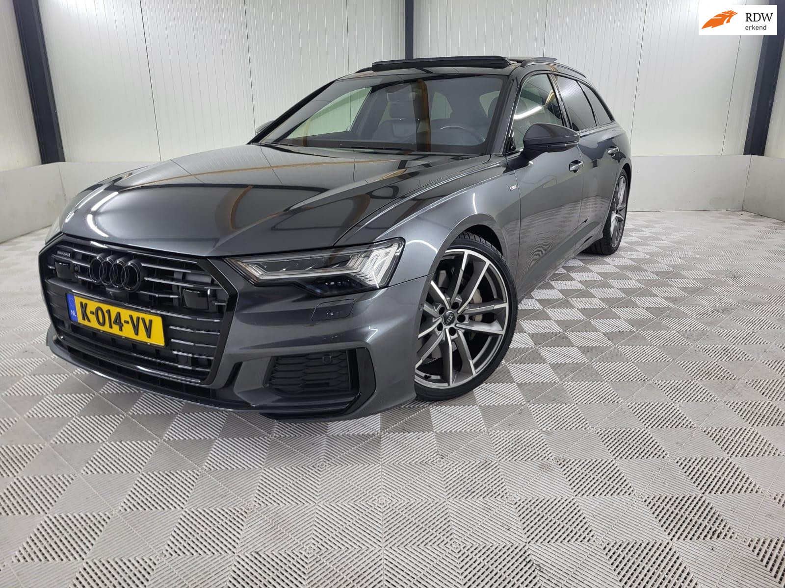 Audi A6 Avant 55 TFSI quattro Design Pro Line Plus, Panodak, Trekhaak, 6 Cilinder 2019 - voorkant