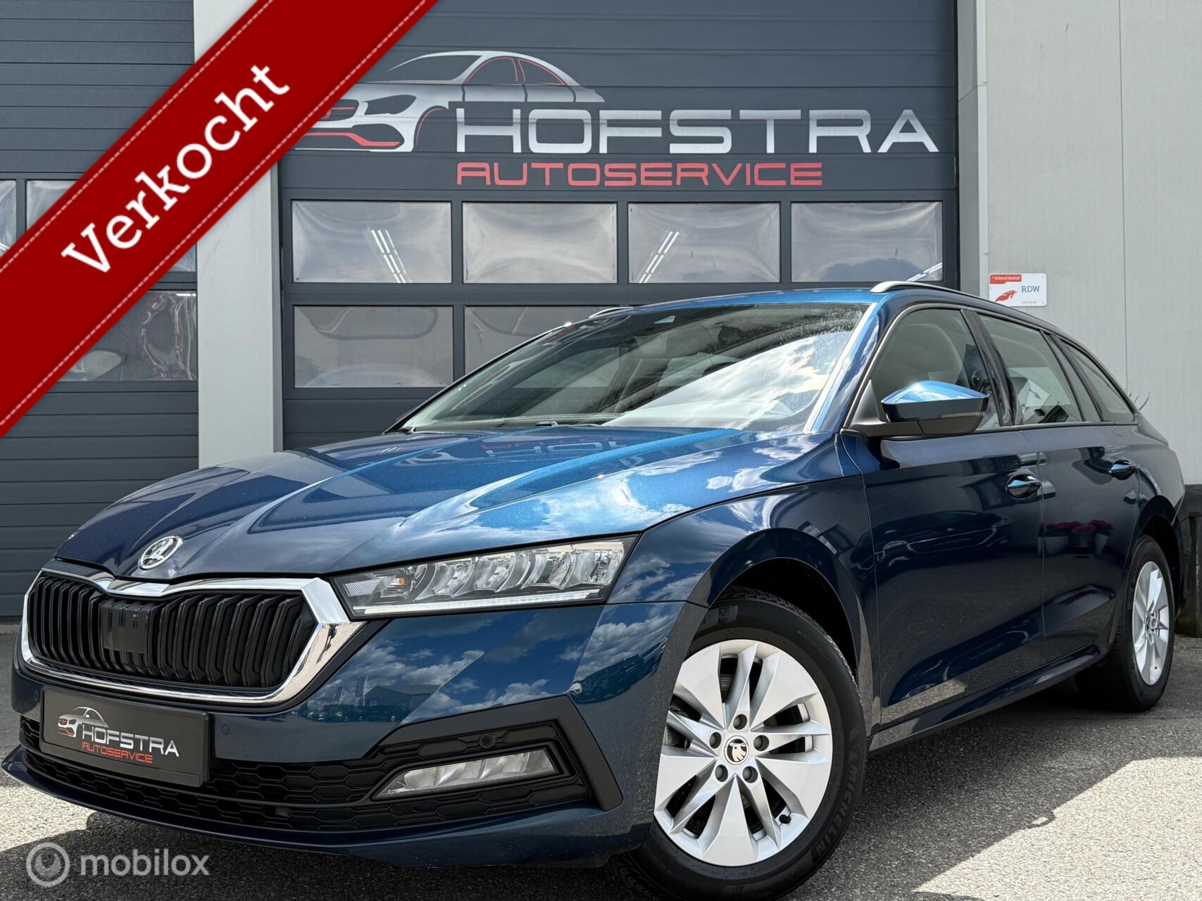 Skoda Octavia 1.0 e-TSI DSG Business Edition Trekhk Nap 2021 - voorkant