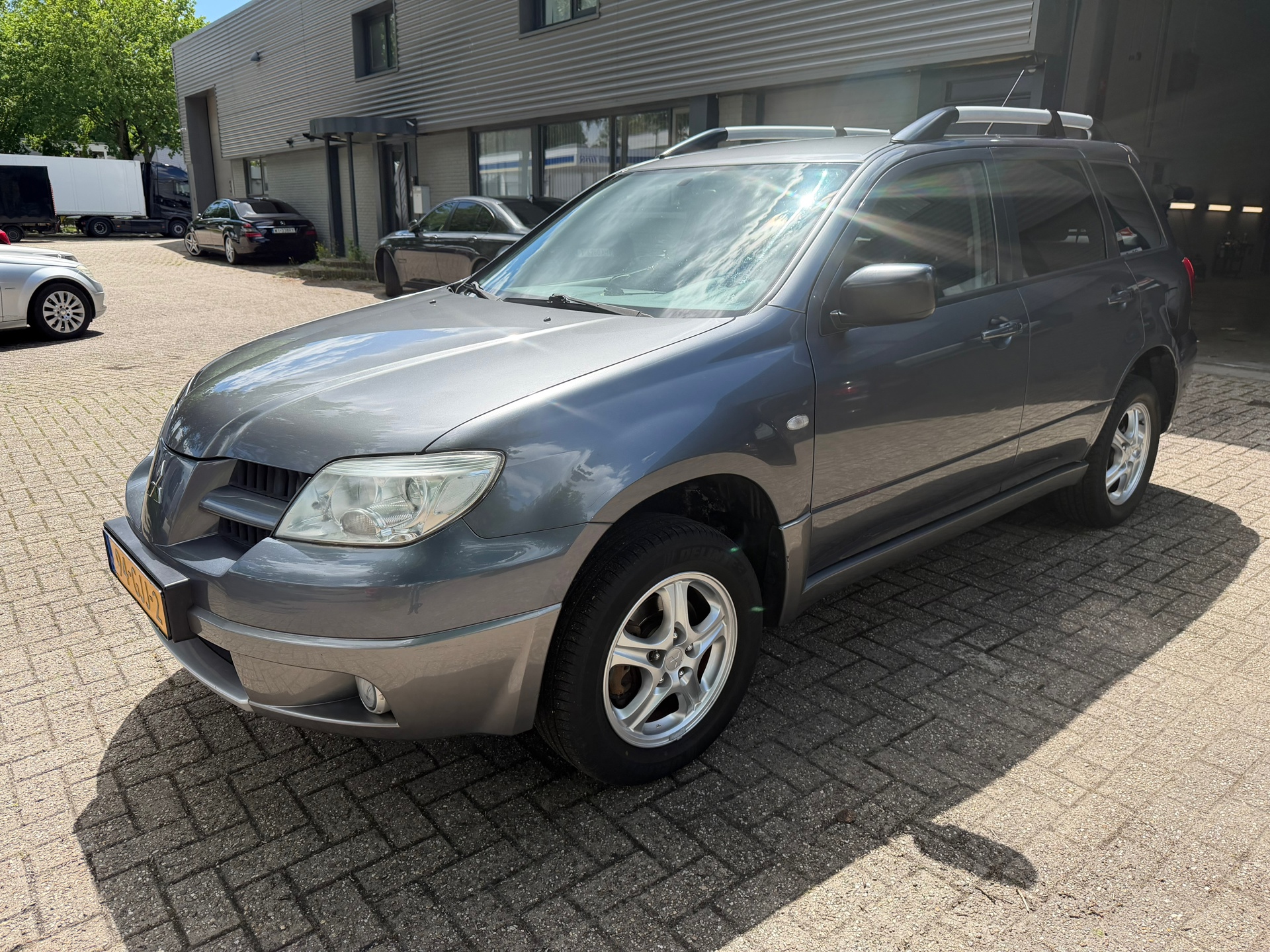 Foto van MITSUBISHI MITSUBISHI OUTLANDER
