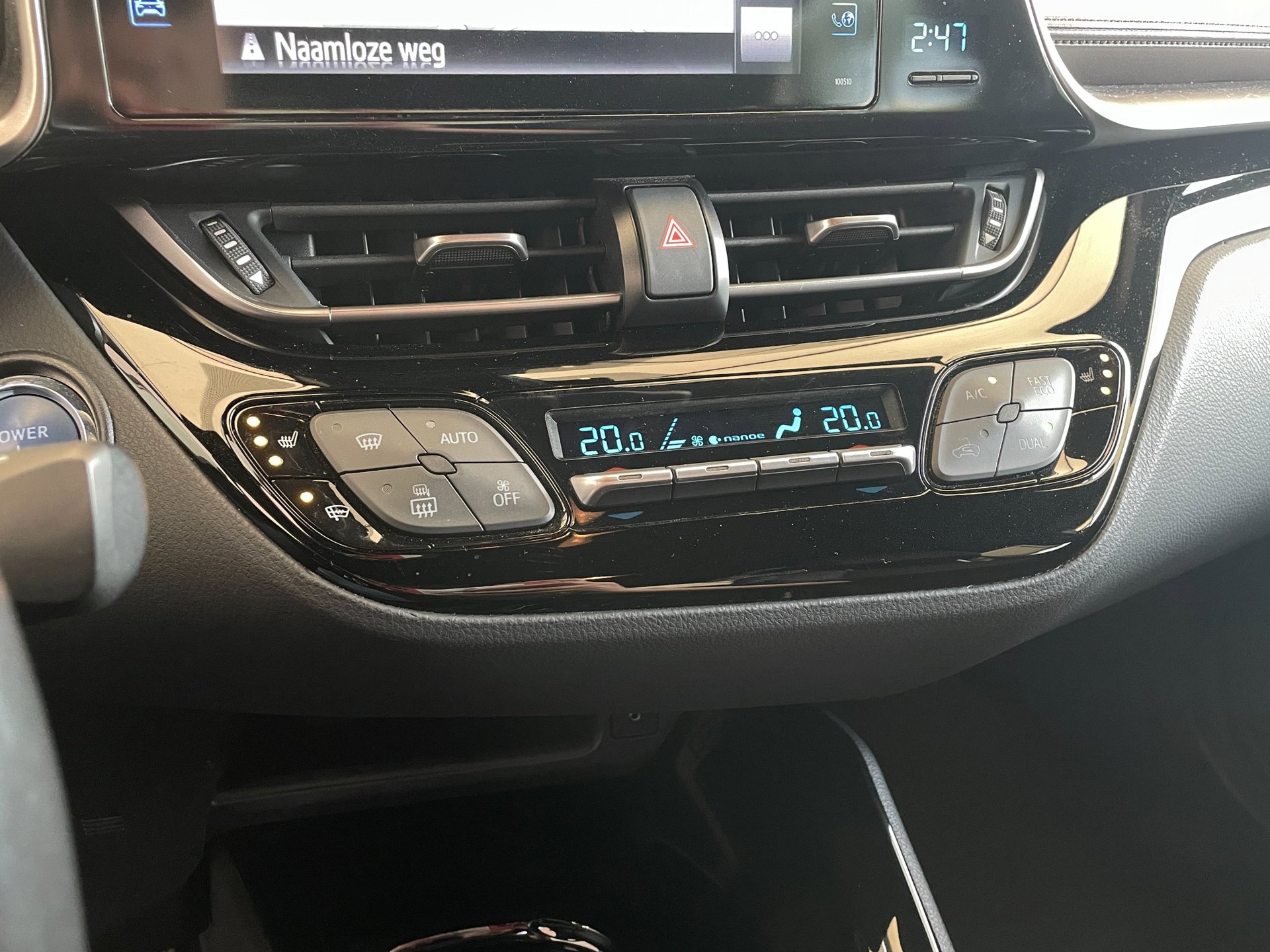 Foto van Toyota Toyota C-hr