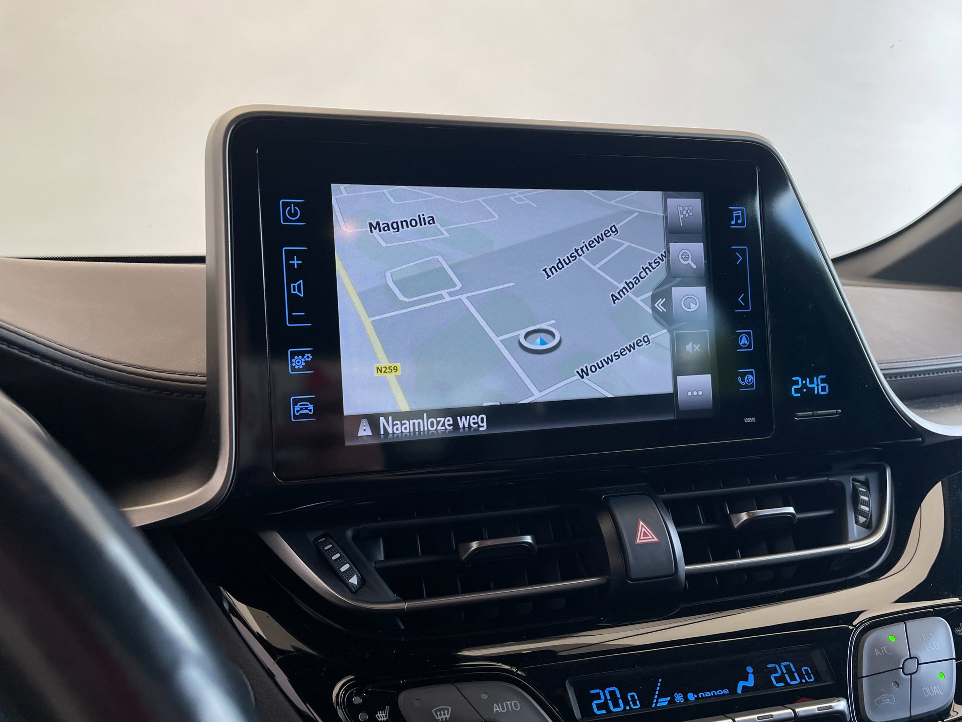 Foto van Toyota Toyota C-hr