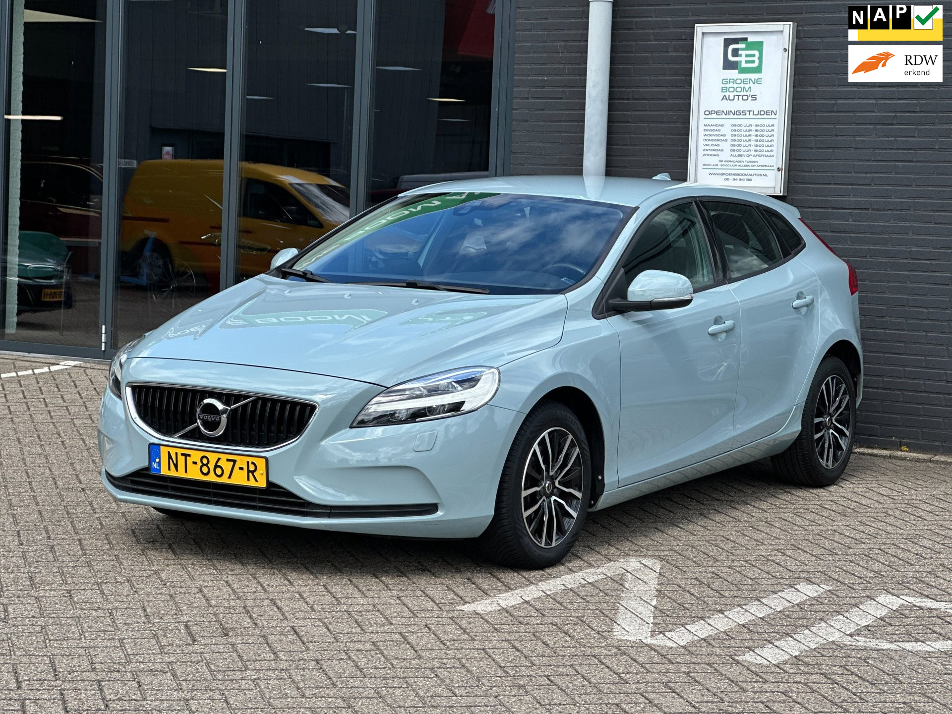 Volvo V40 1.5 T2 Nordic+/2E EIG /NAVI/AUTOMAAT/NL-AUTO NAP!! 2017 - voorkant