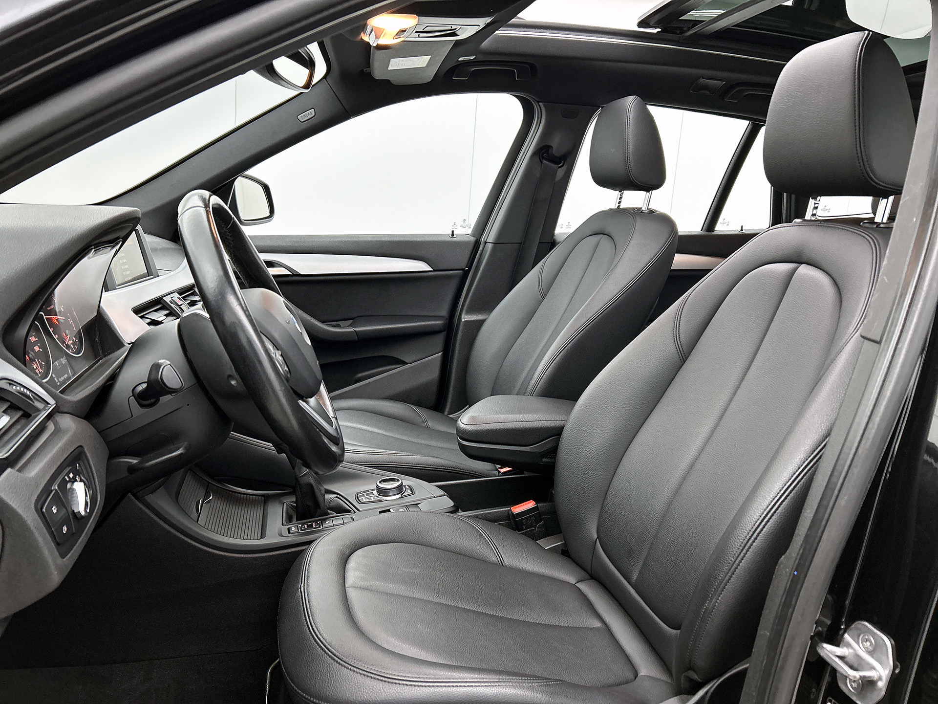 Foto van BMW X1 Sdrive18i
