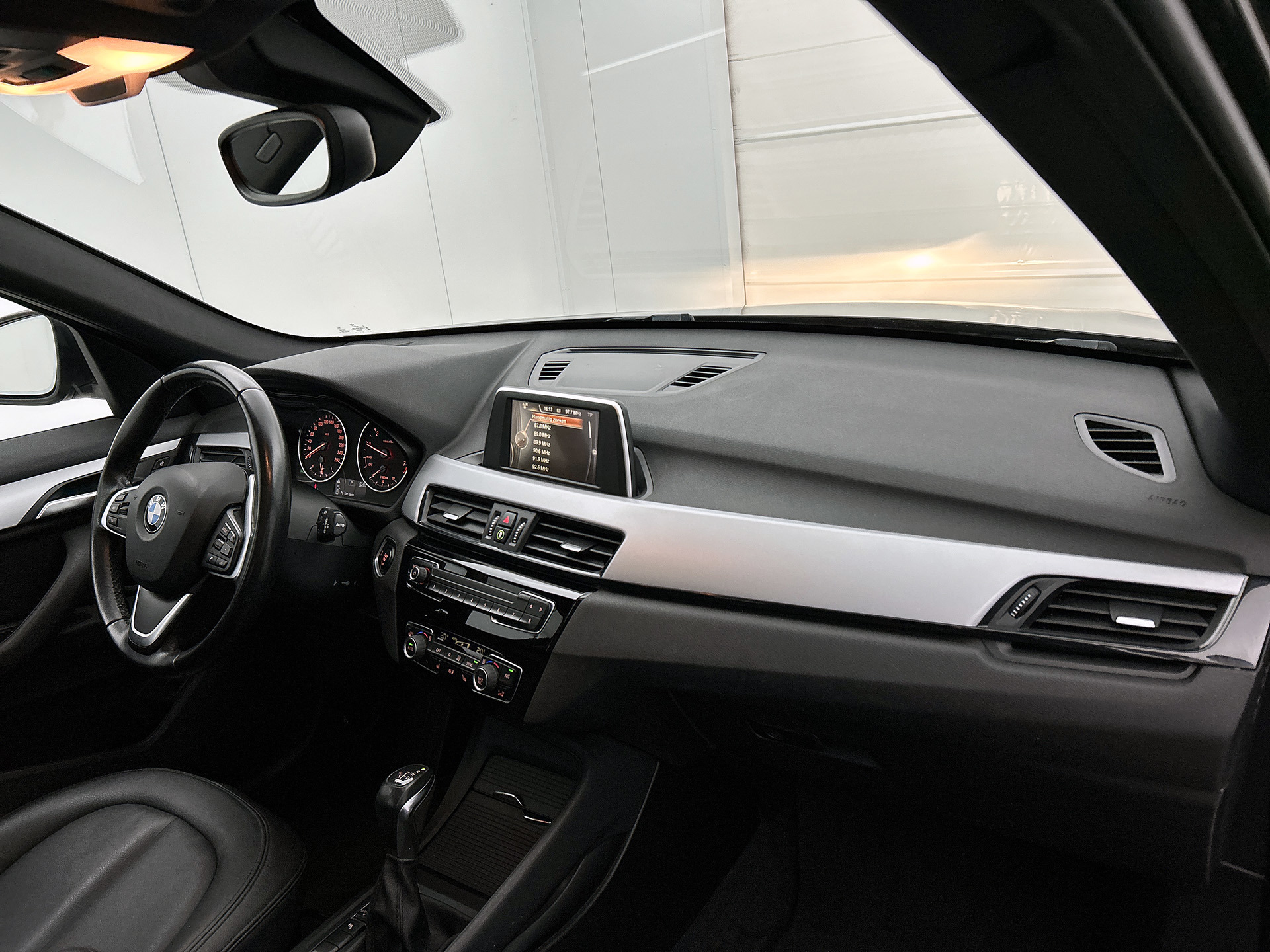 Foto van BMW X1 Sdrive18i