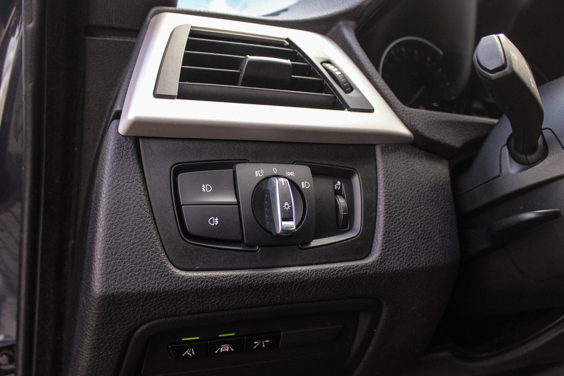 Foto van BMW 320i