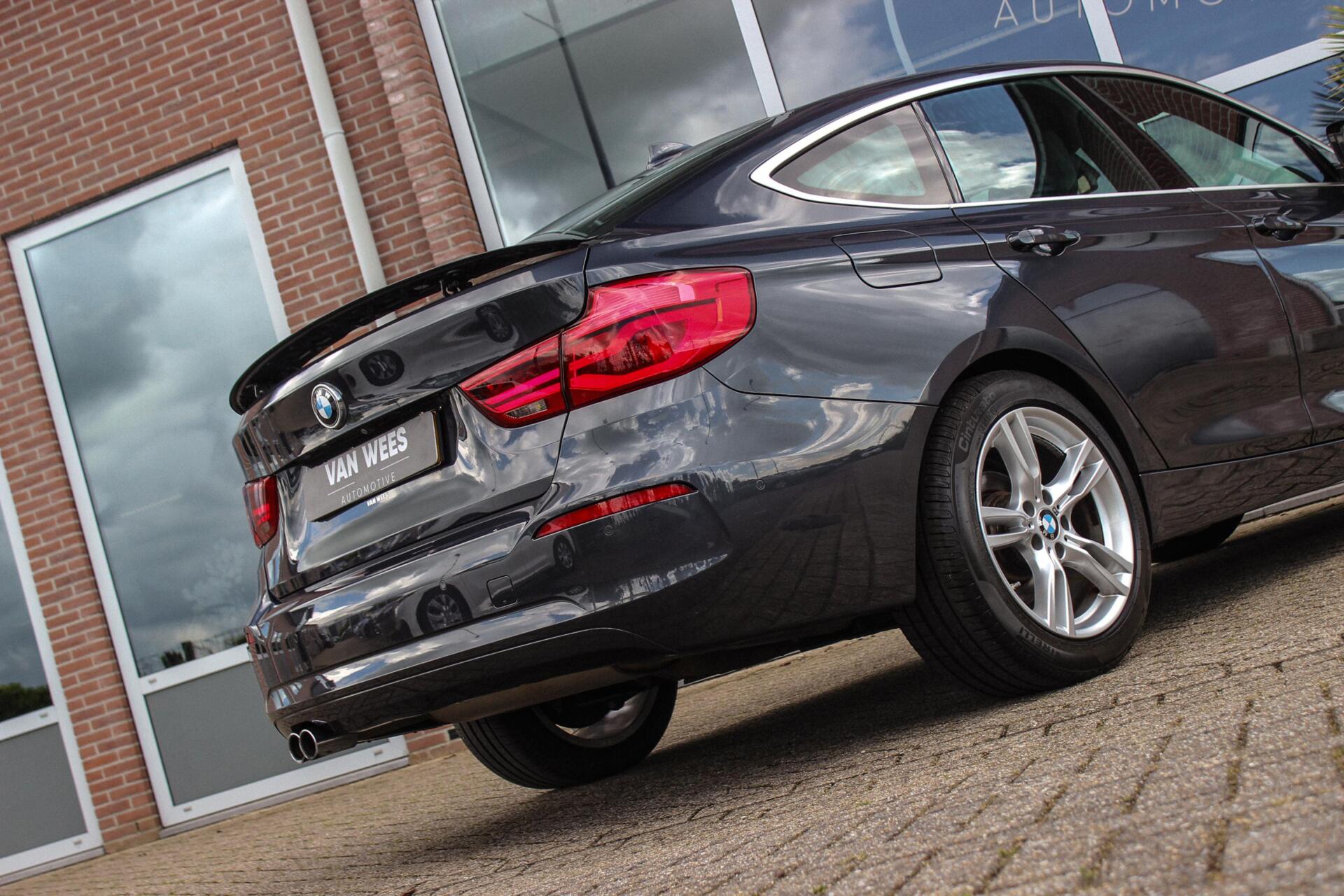 Foto van BMW 320i
