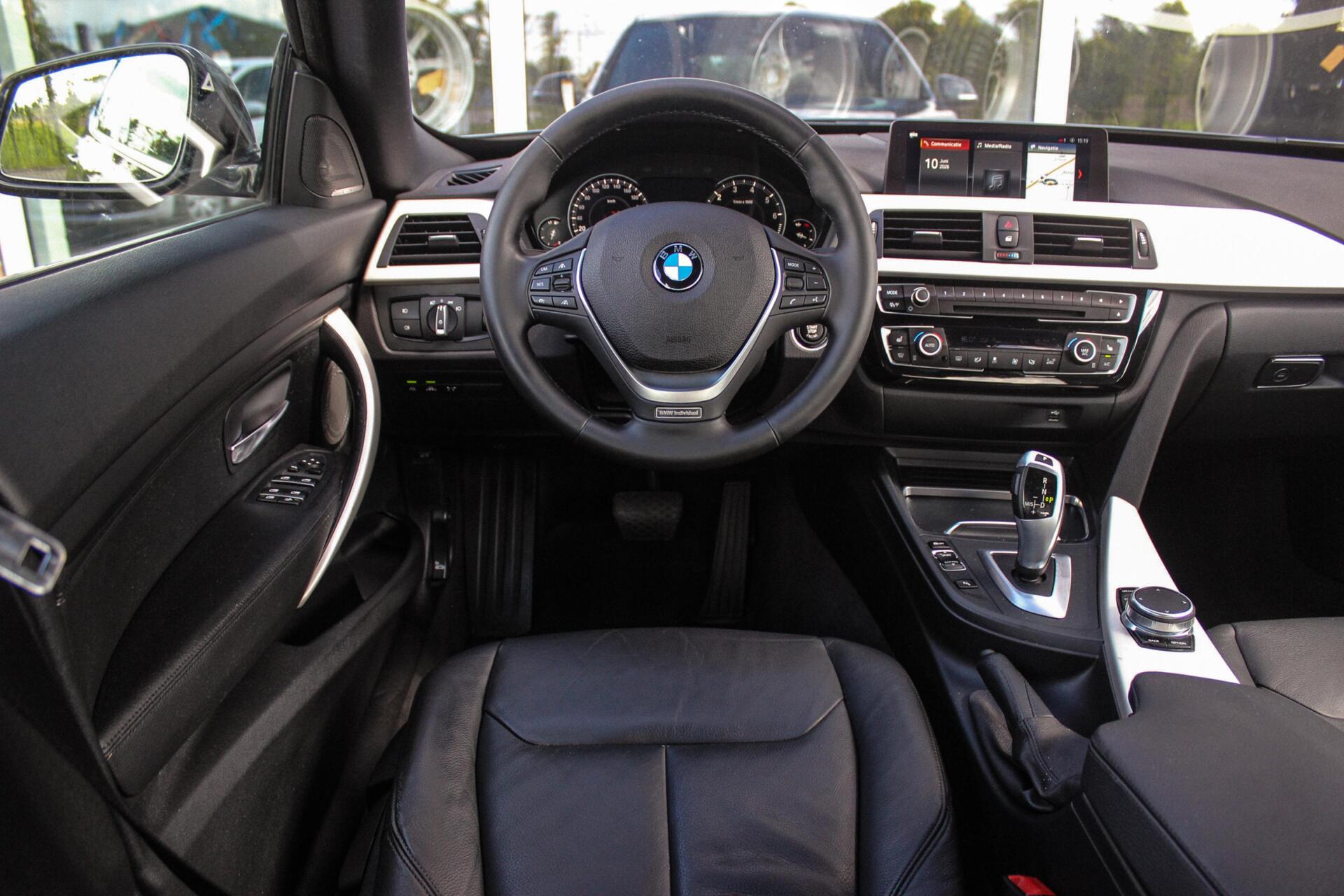 Foto van BMW 320i