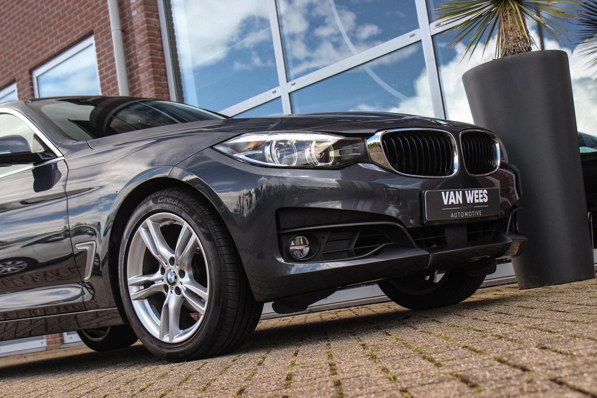 Foto van BMW 320i