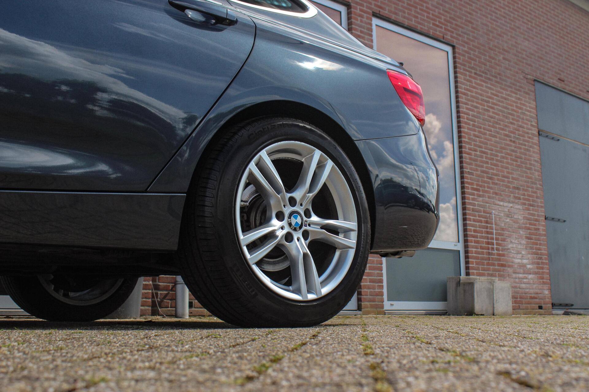 Foto van BMW 320i