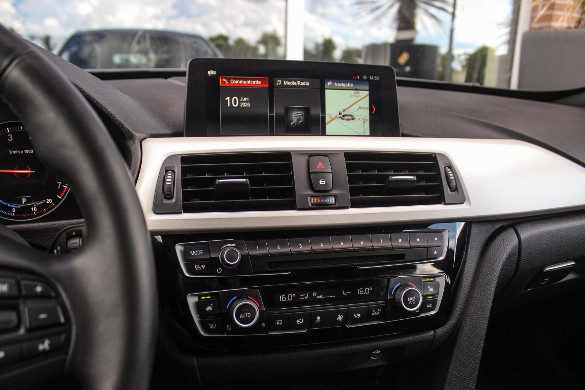Foto van BMW 320i