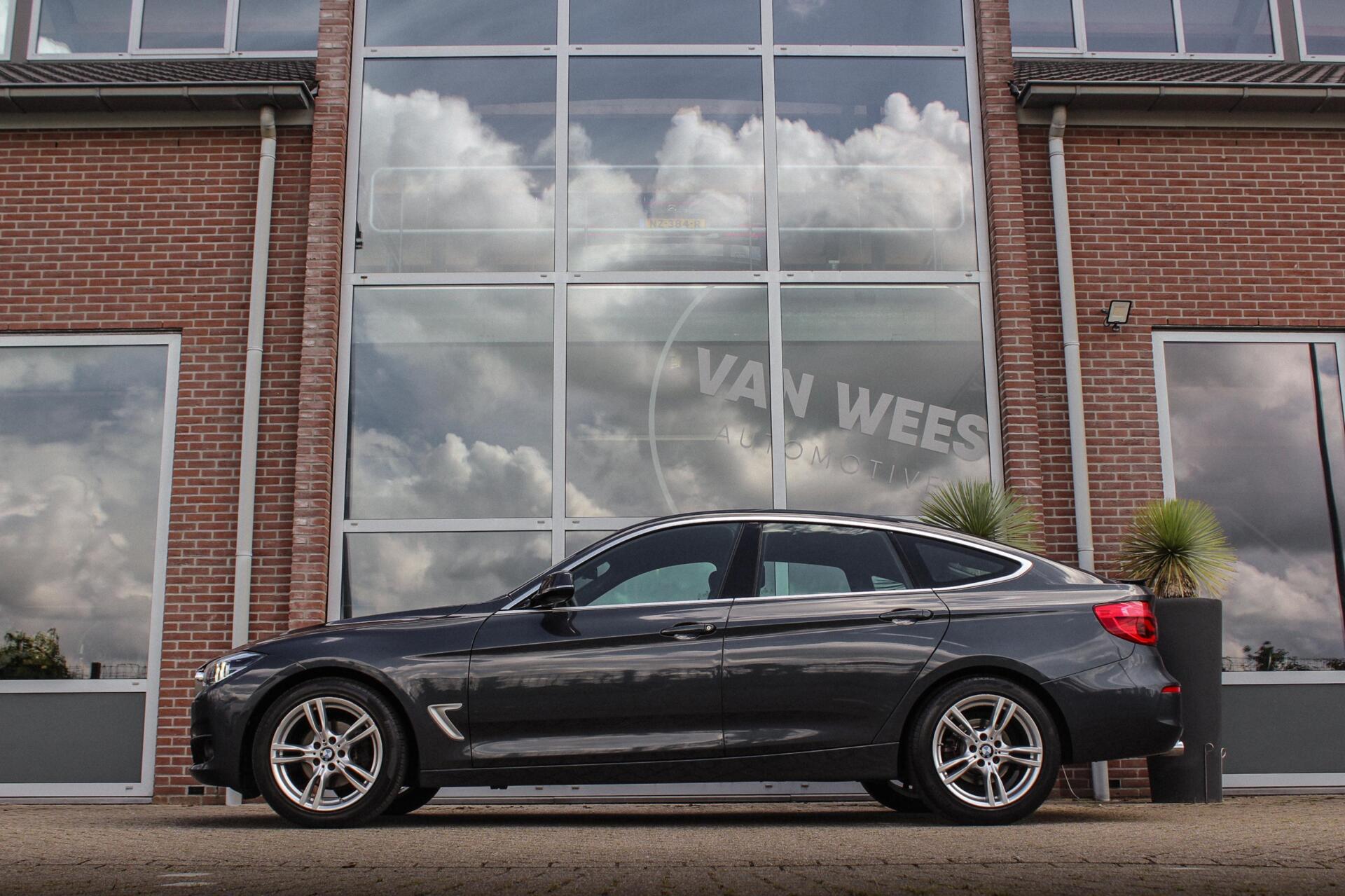 Foto van BMW 320i