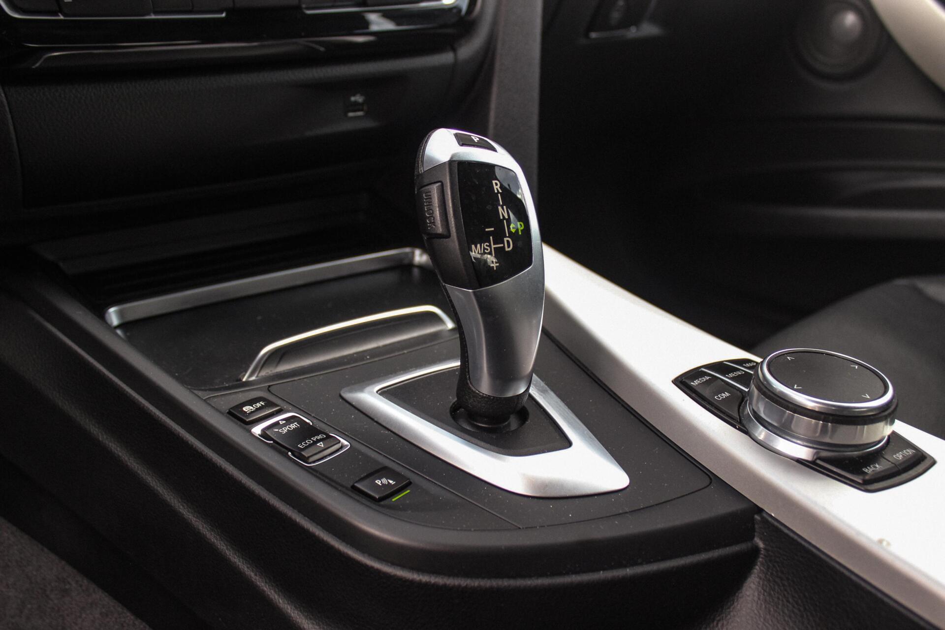 Foto van BMW 320i