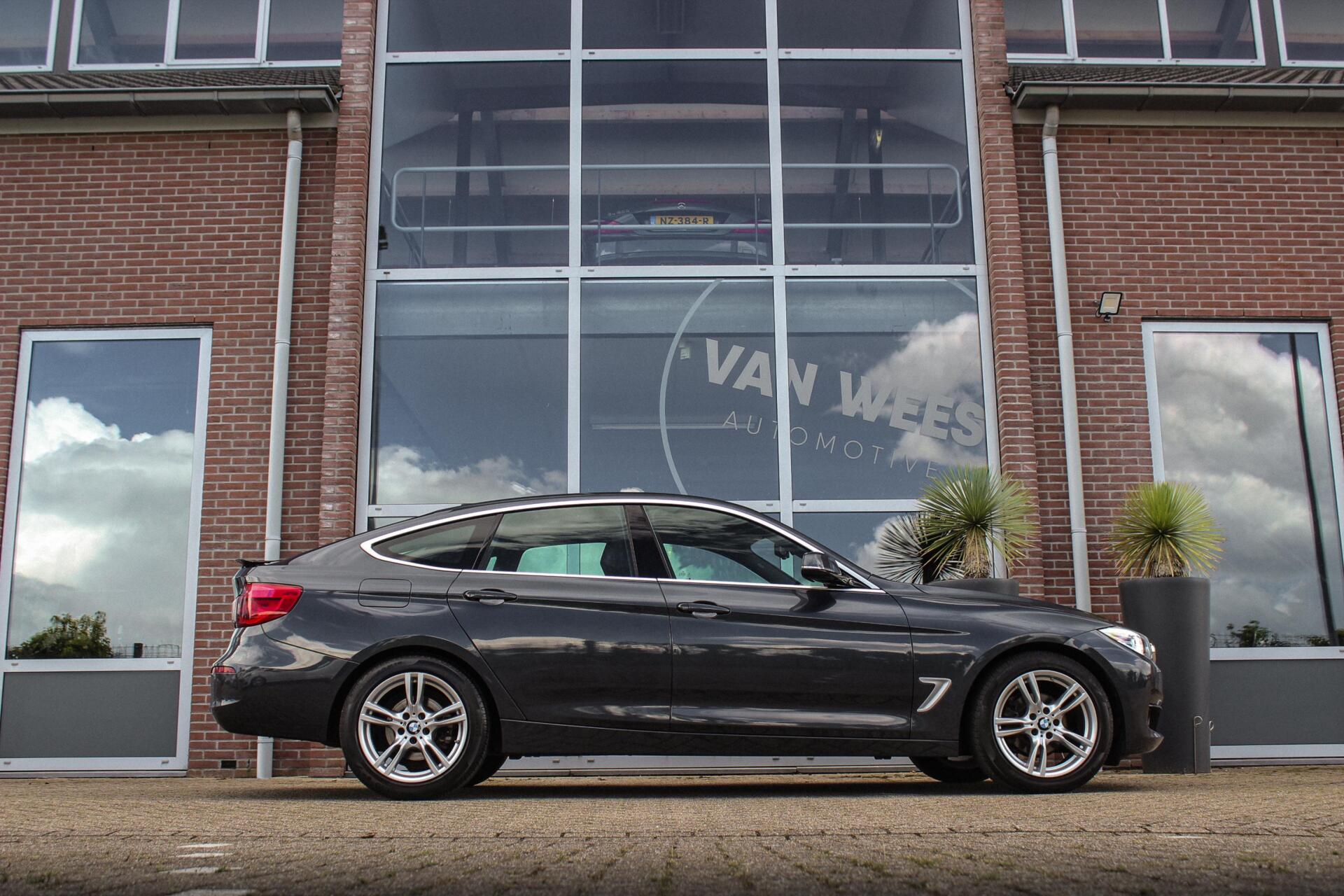 Foto van BMW 320i