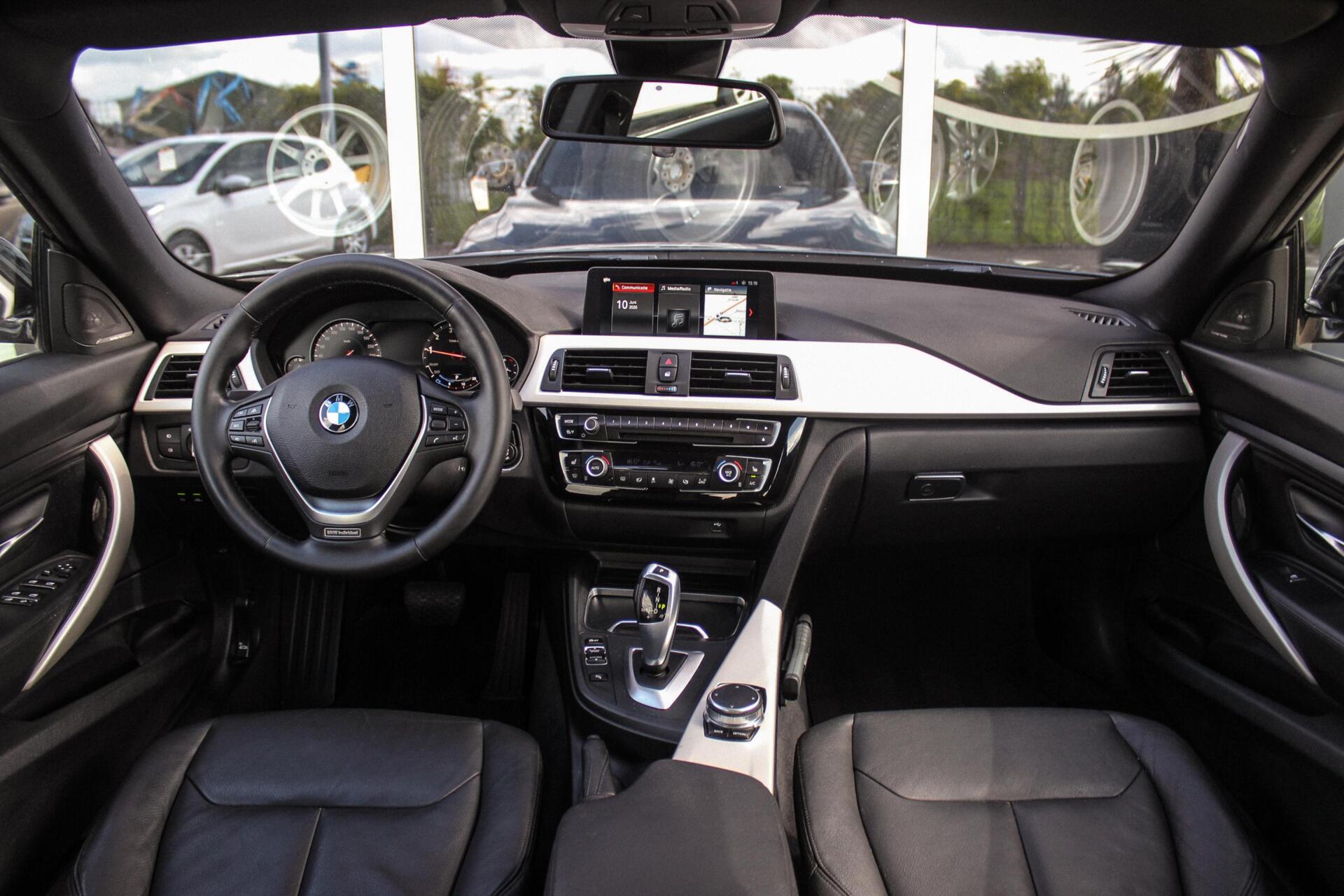 Foto van BMW 320i