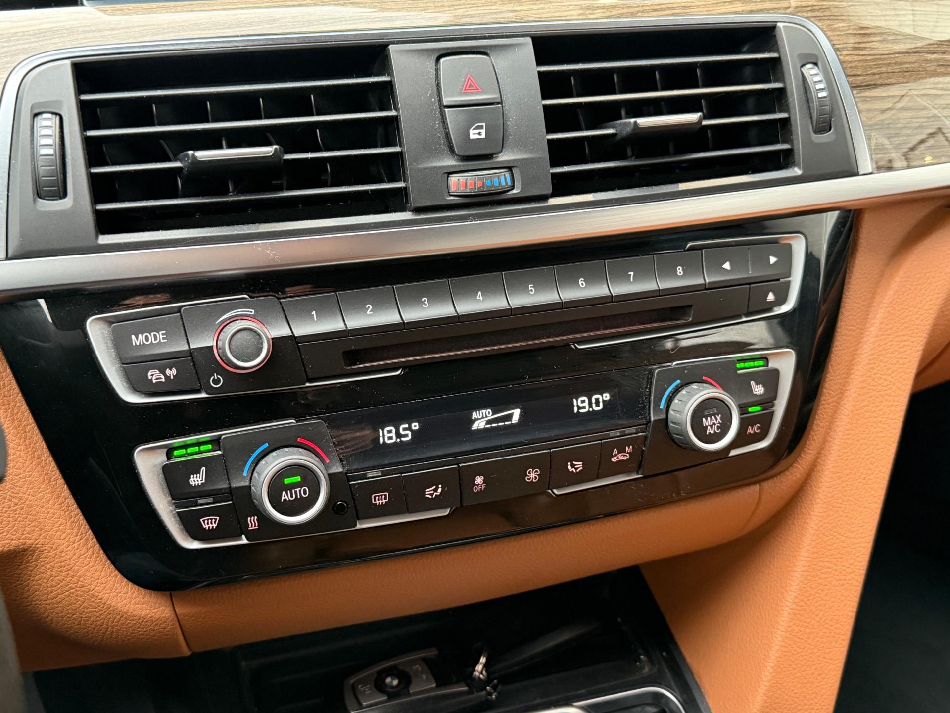 Foto van BMW 318i
