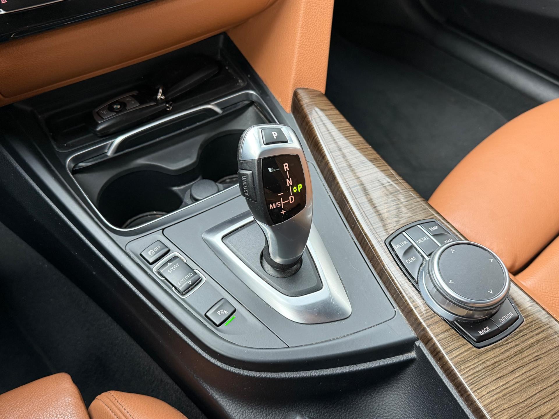 Foto van BMW 318i