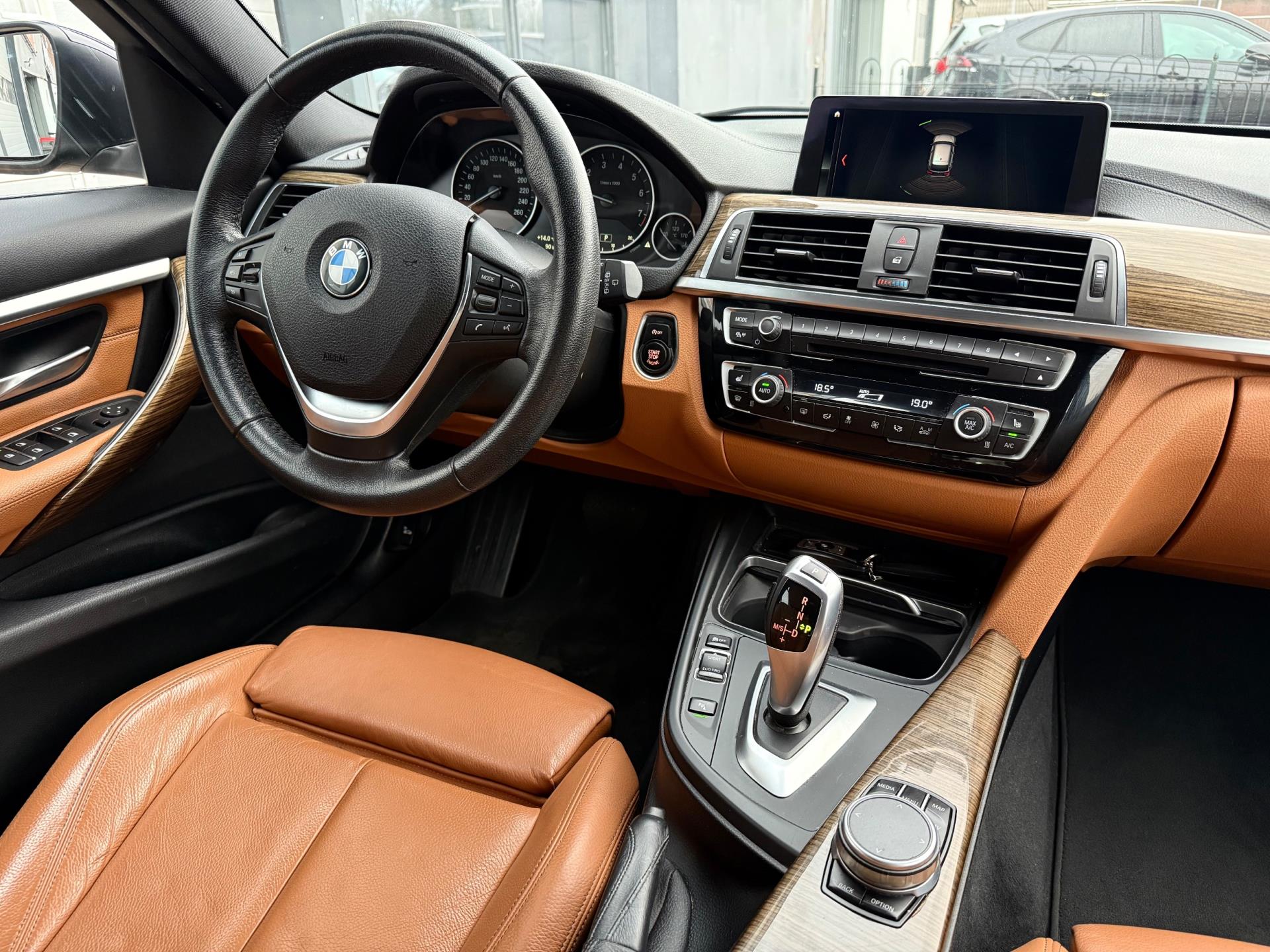 Foto van BMW 318i