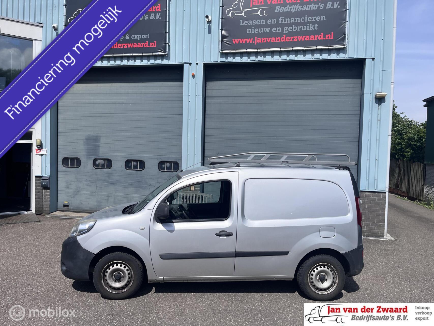 Renault Kangoo 1.5 dCi 75 Express Comfort S&S Navigatie Airco Trekhaak Imperiaal 2016 - voorkant