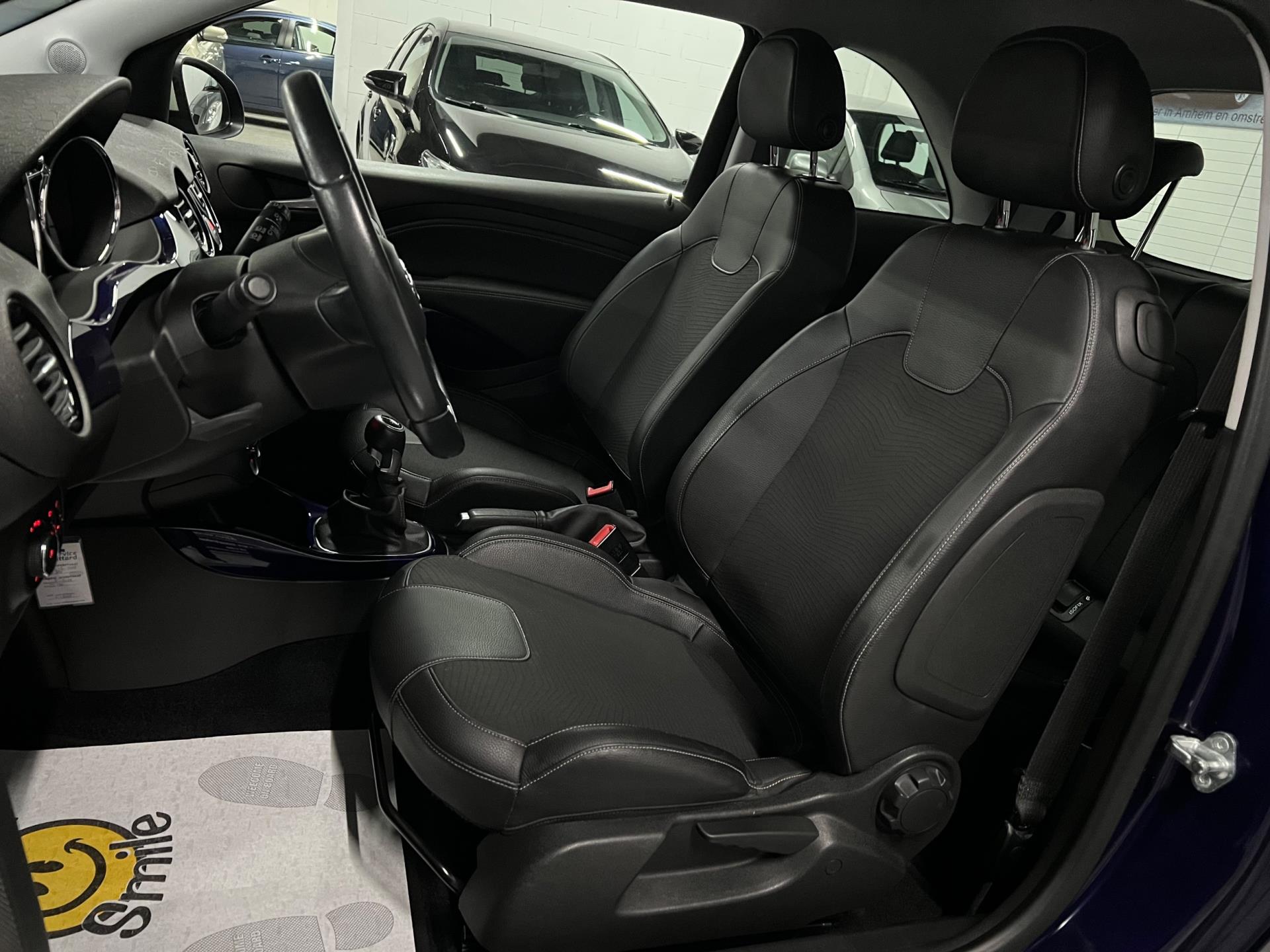 Foto van Opel Adam