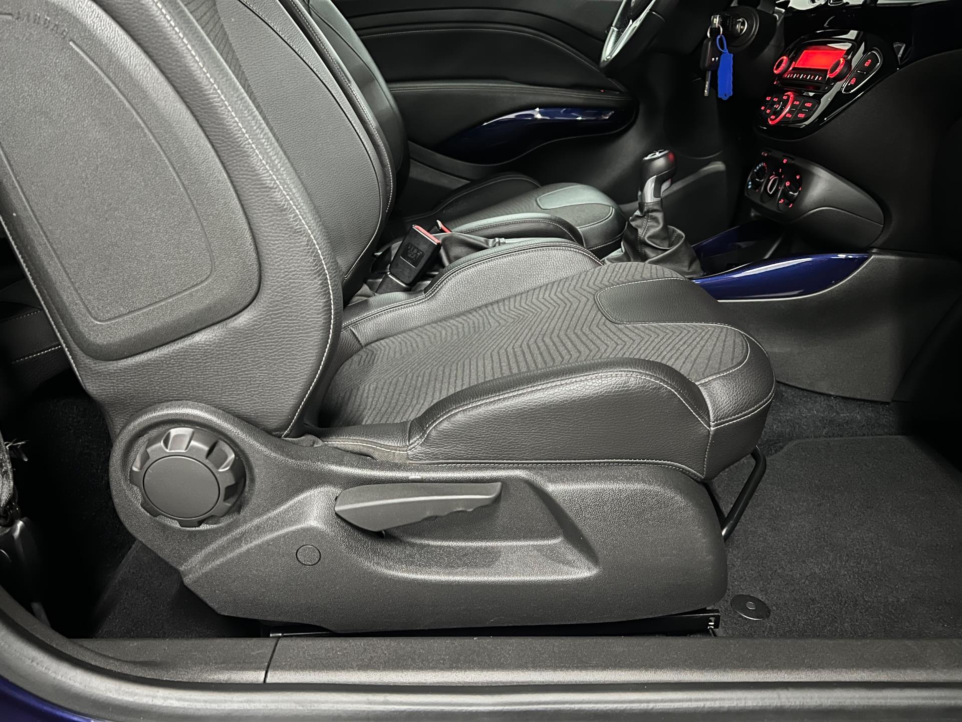 Foto van Opel Adam