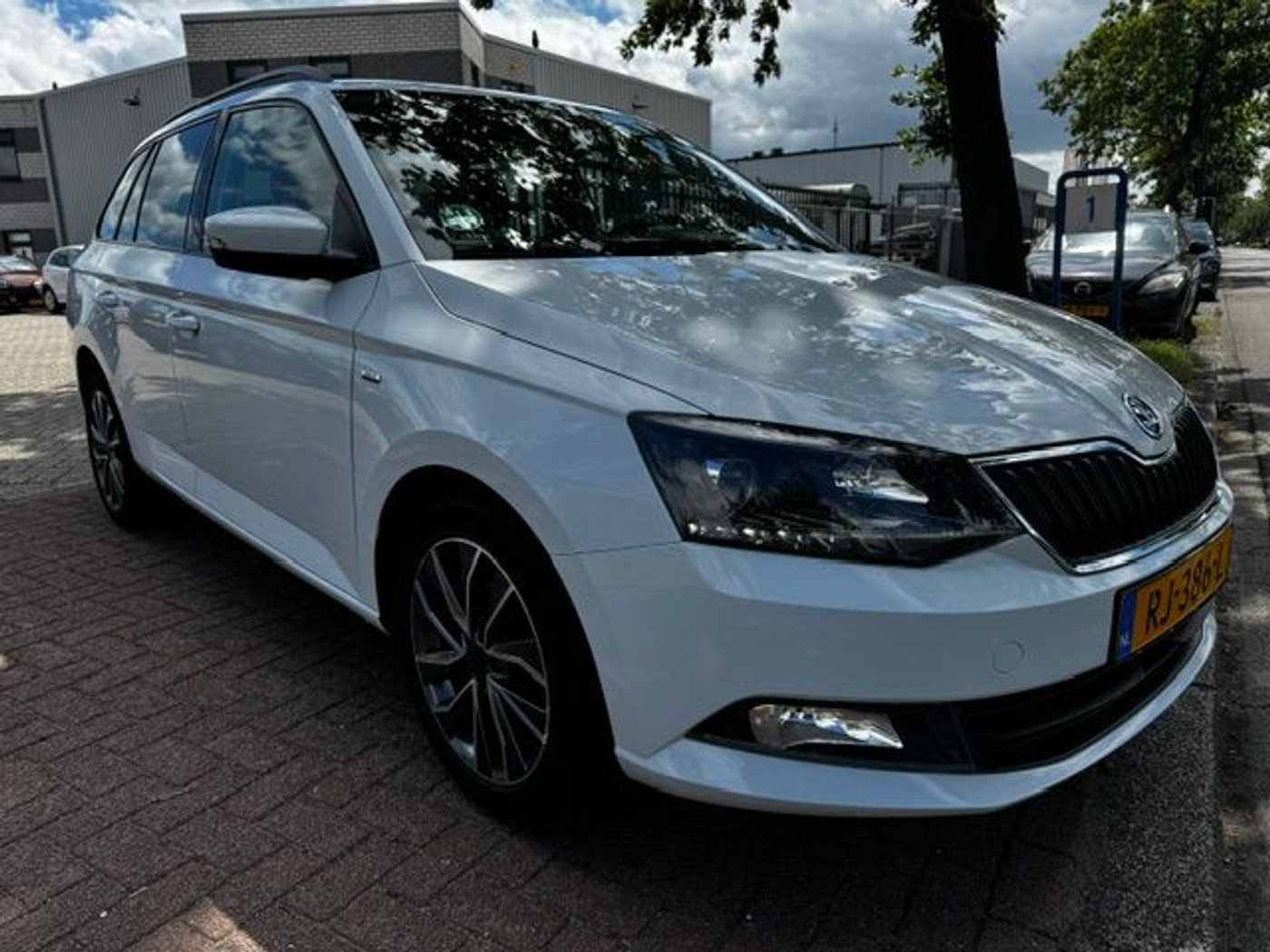 Foto van SKODA FABIA