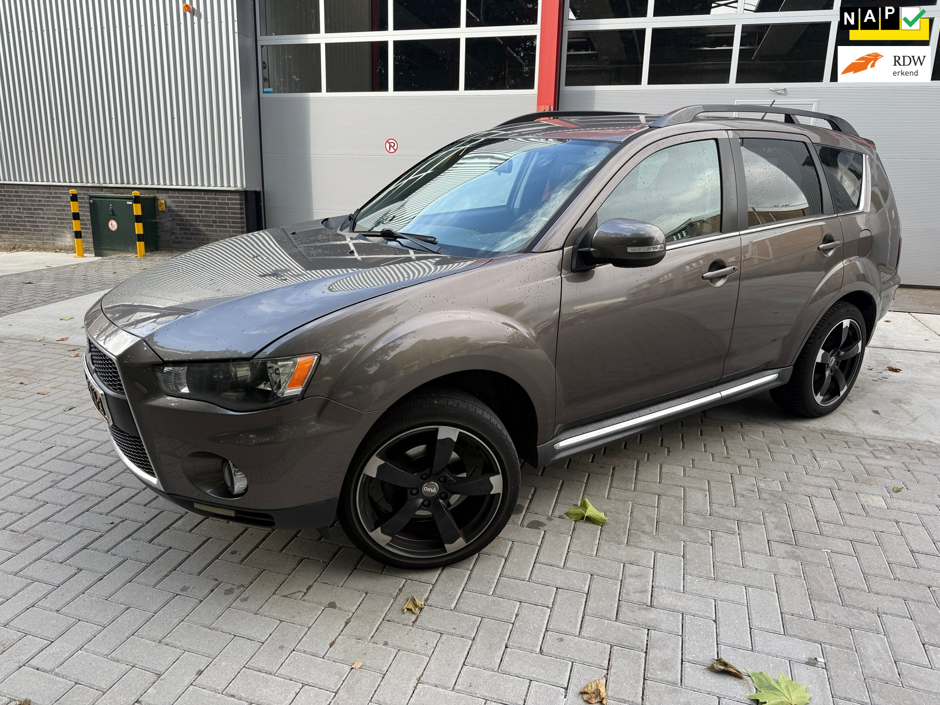 Foto van MITSUBISHI MITSUBISHI OUTLANDER