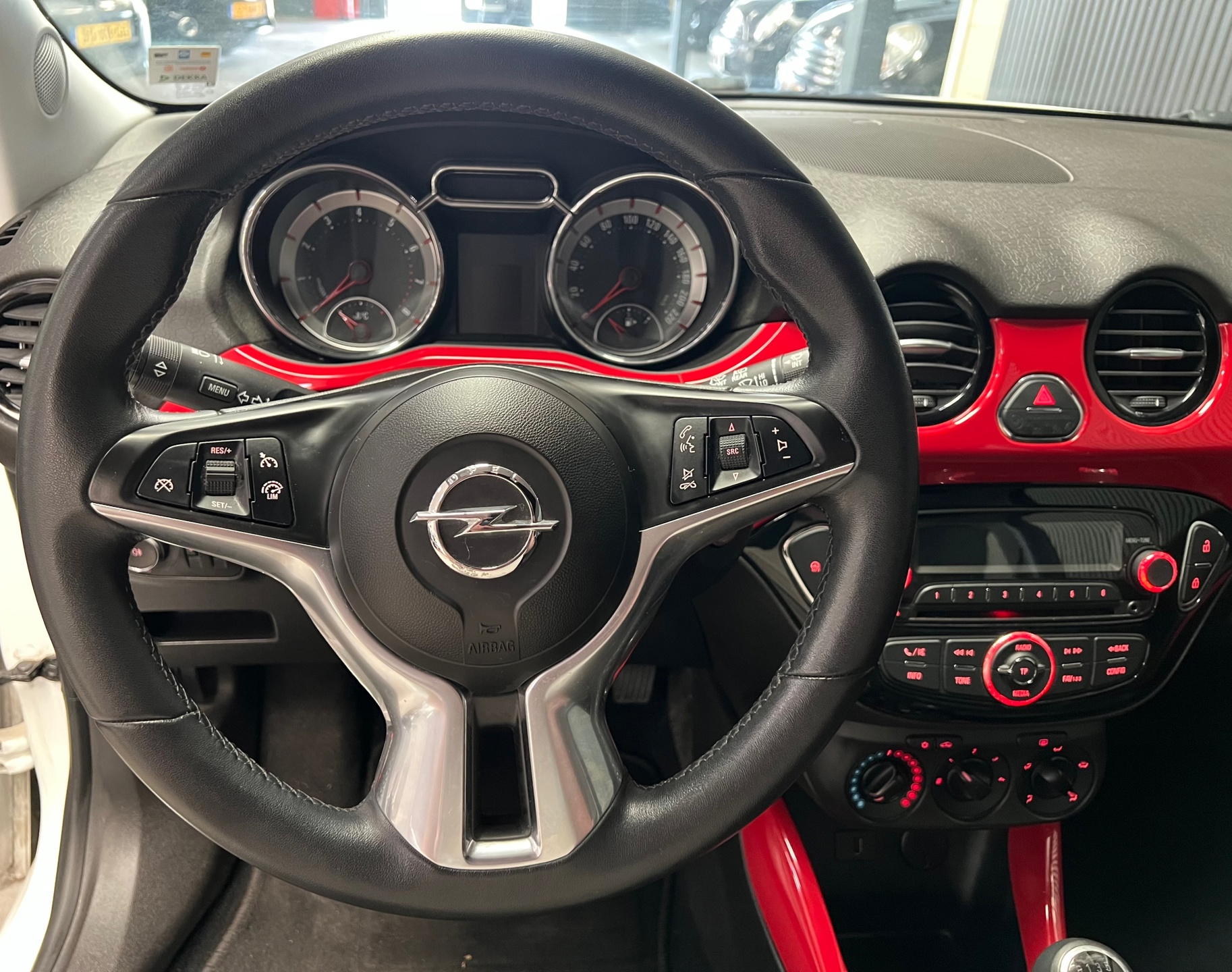 Foto van Opel Adam